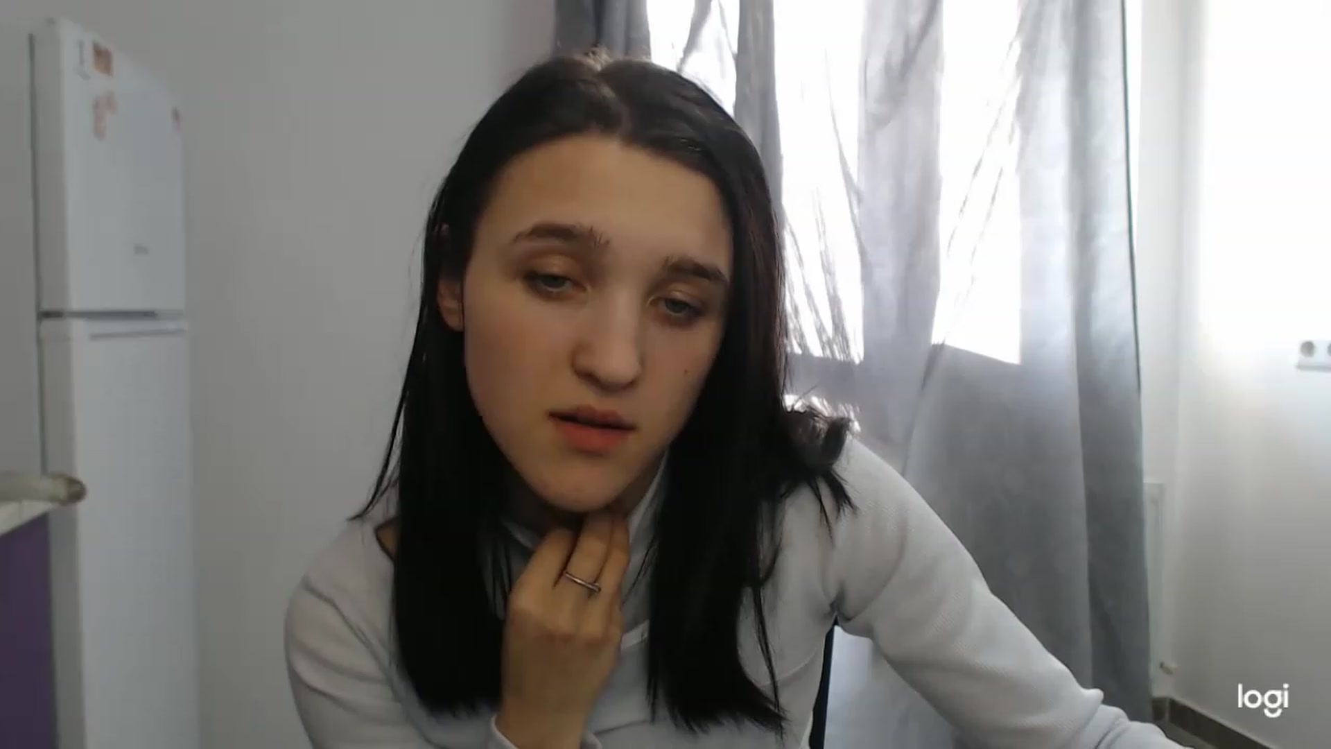 Gallery image thumbnail from Boniiii's myfreecams stream on, 04/10/2023, 15:22 image 6 of 20