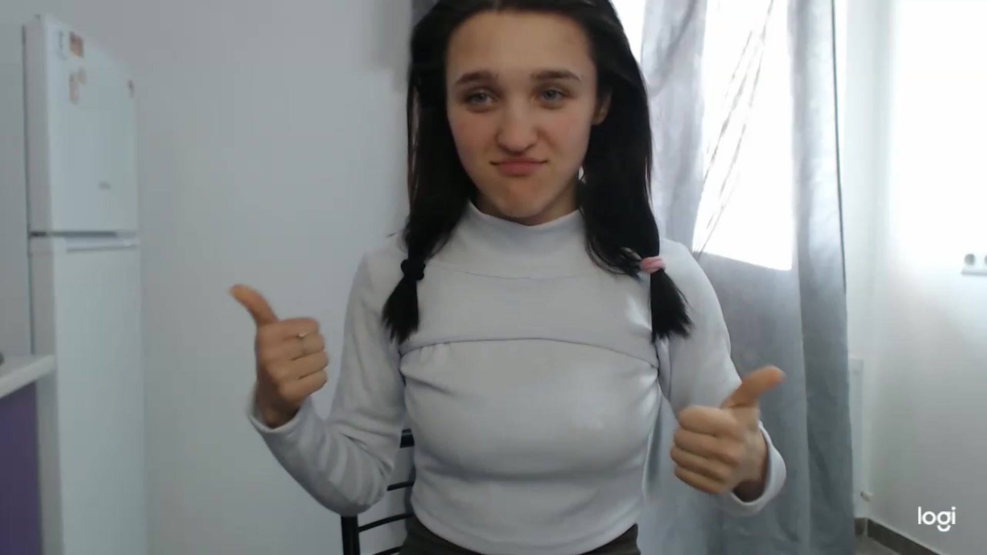 Gallery image thumbnail from Boniiii's myfreecams stream on, 04/10/2023, 15:22 image 15 of 20
