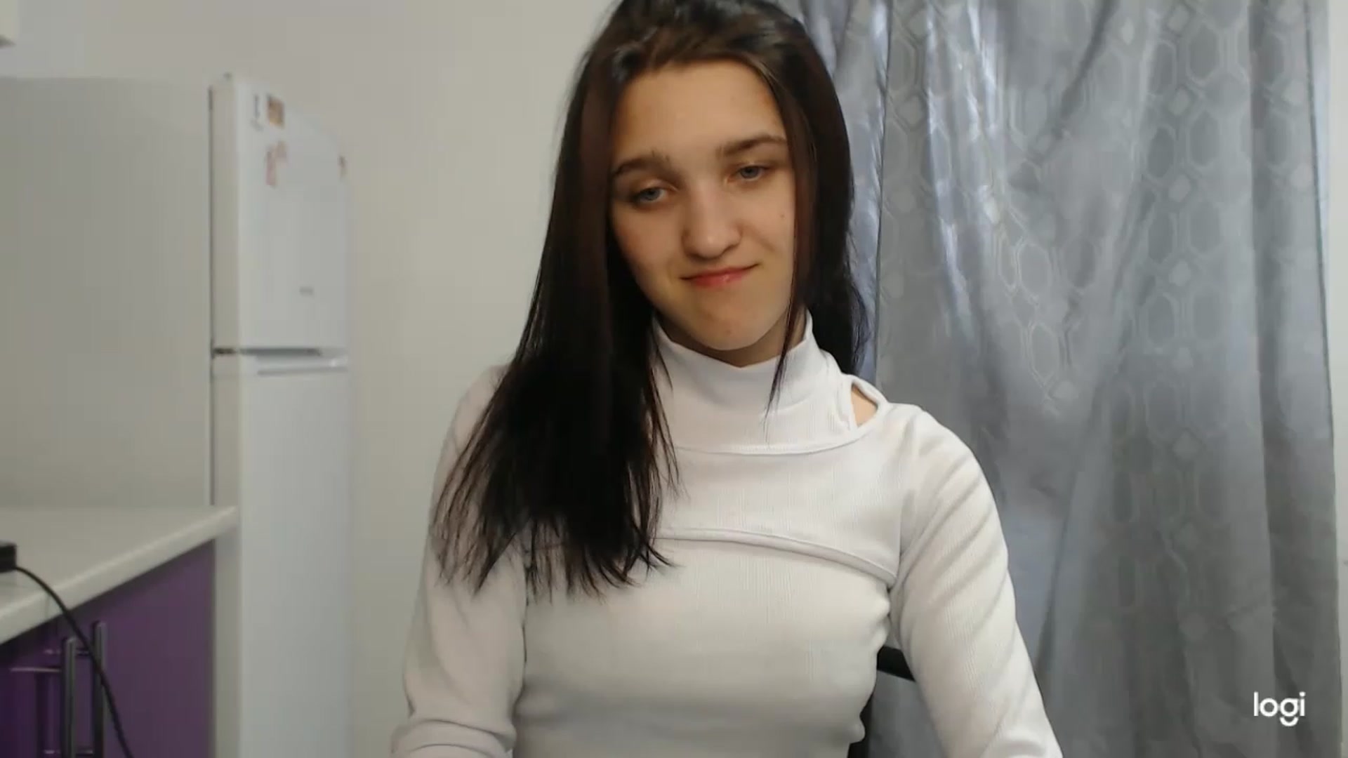 Gallery image thumbnail from Boniiii's myfreecams stream on, 04/11/2023, 07:53 image 15 of 20