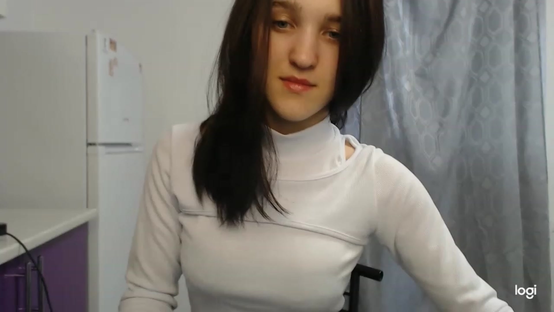 Gallery image thumbnail from Boniiii's myfreecams stream on, 04/11/2023, 07:53 image 8 of 20