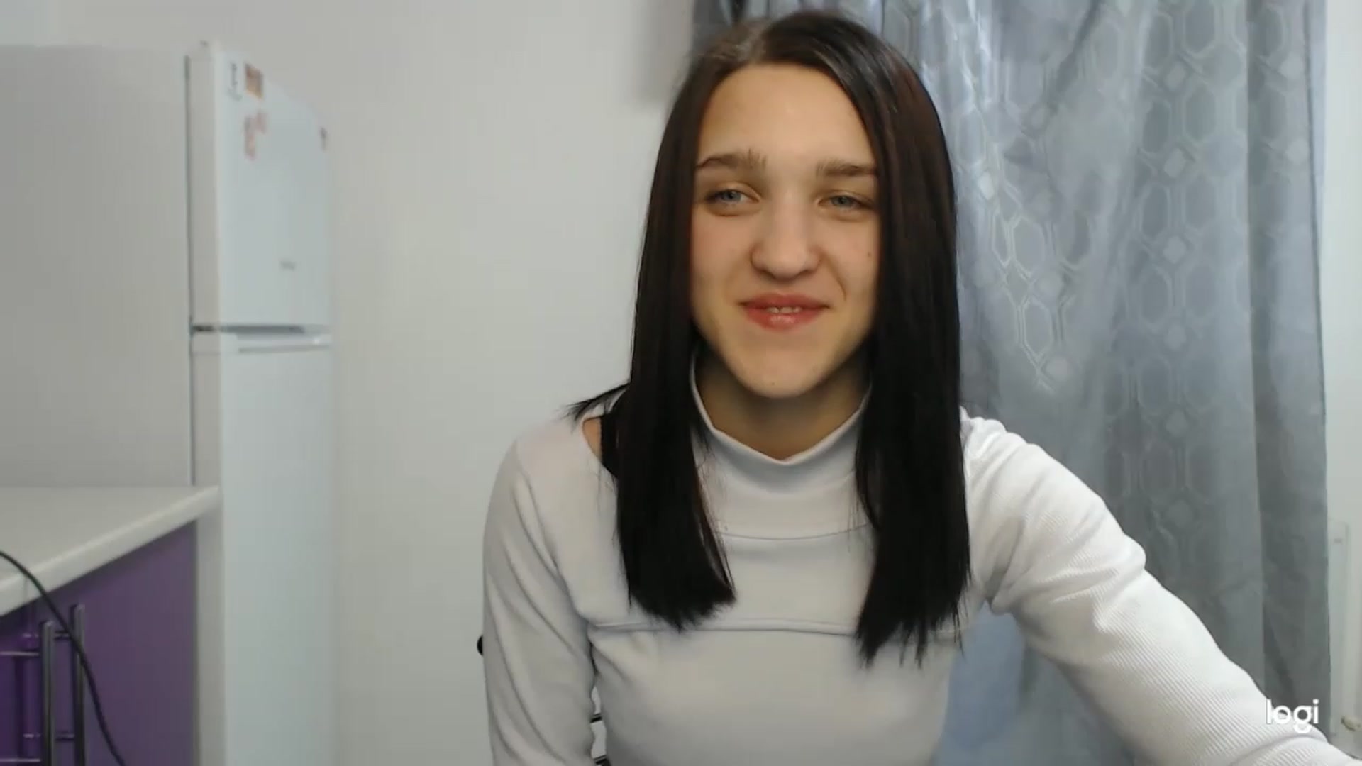 Gallery image thumbnail from Boniiii's myfreecams stream on, 04/11/2023, 09:05 image 5 of 20
