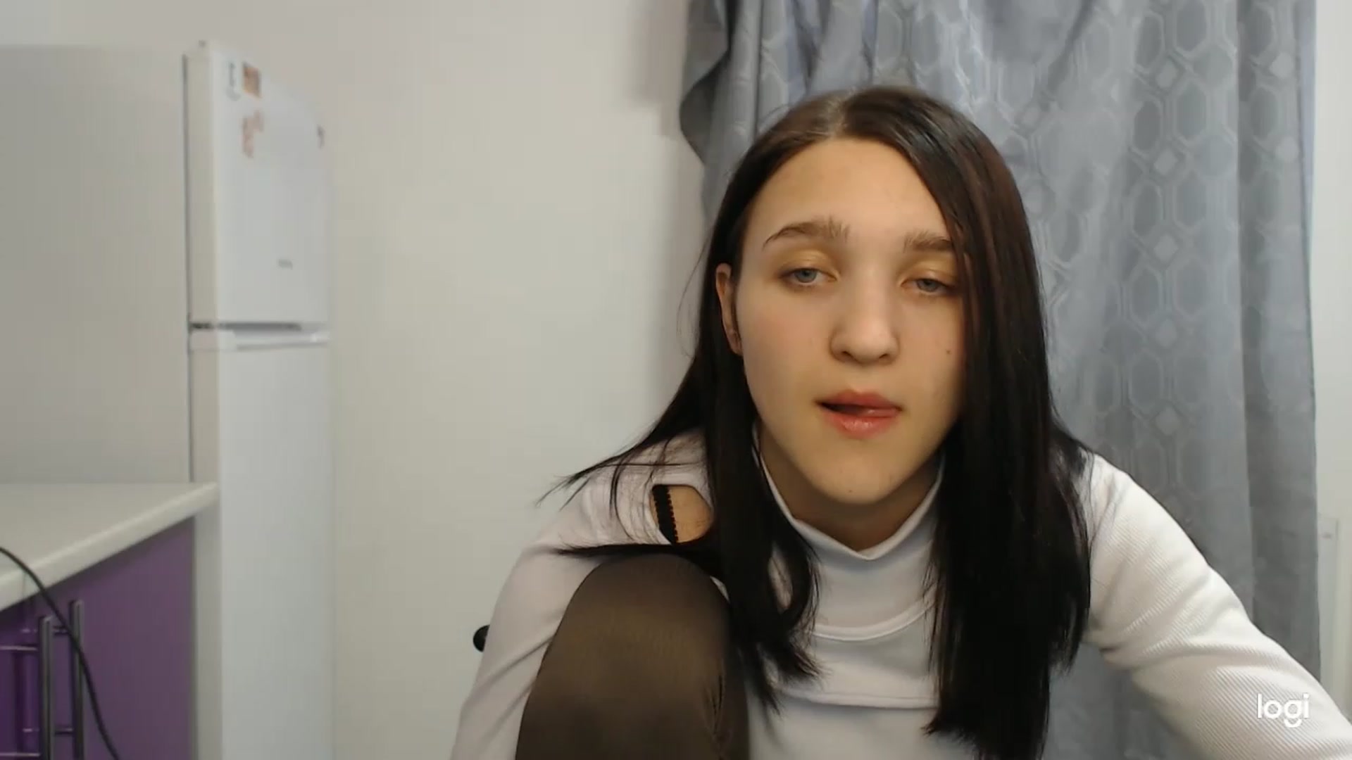 Gallery image thumbnail from Boniiii's myfreecams stream on, 04/11/2023, 09:05 image 8 of 20