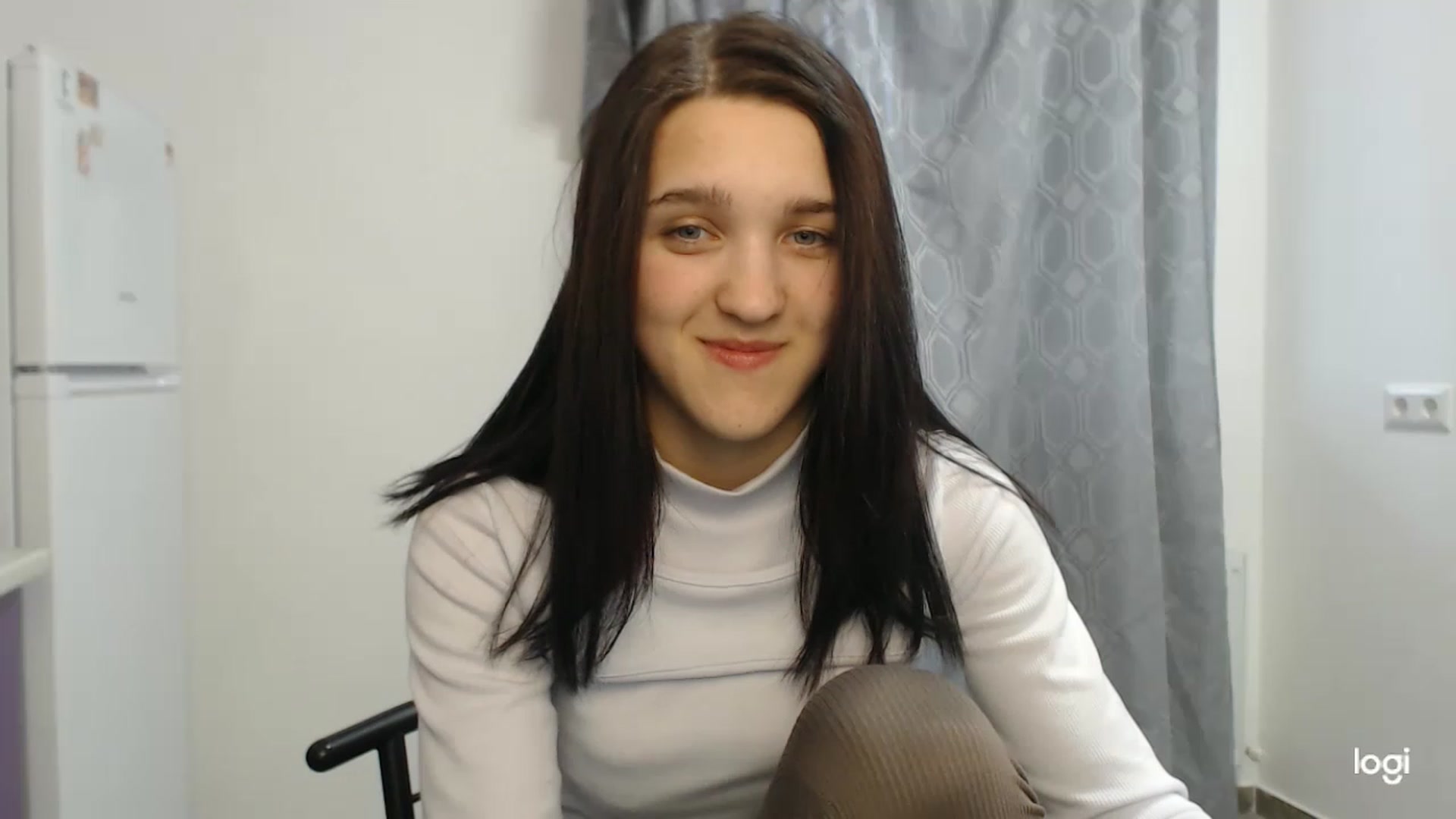 Gallery image thumbnail from Boniiii's myfreecams stream on, 04/11/2023, 09:05 image 14 of 20