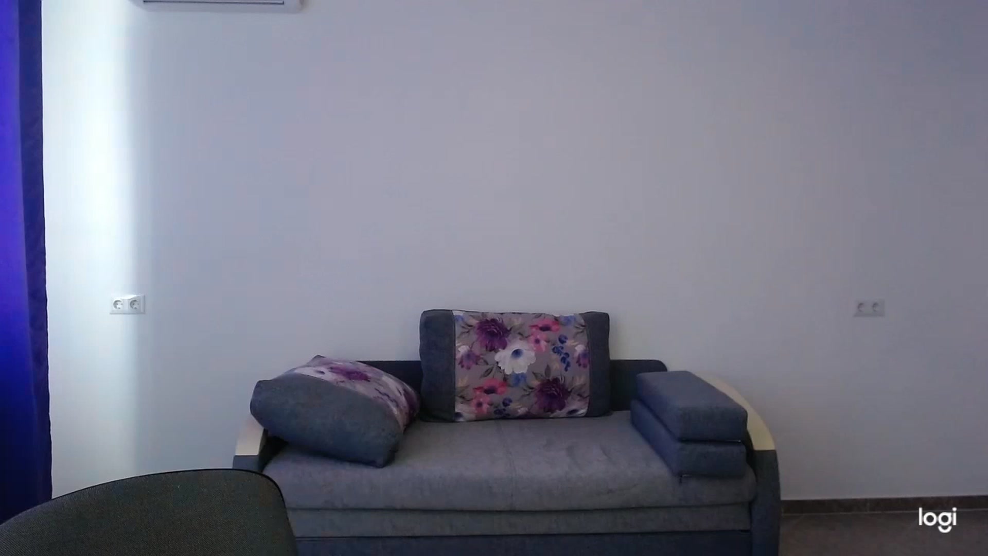 Gallery image thumbnail from Boniiii's myfreecams stream on, 04/13/2023, 14:12 image 18 of 20