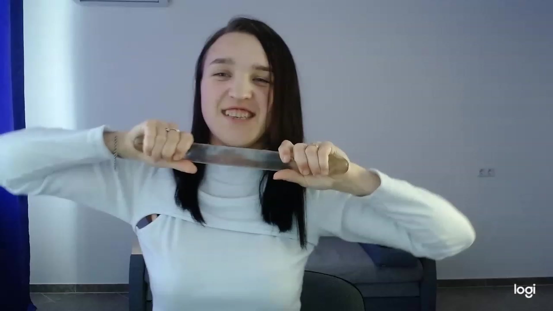 Gallery image thumbnail from Boniiii's myfreecams stream on, 04/13/2023, 14:12 image 12 of 20