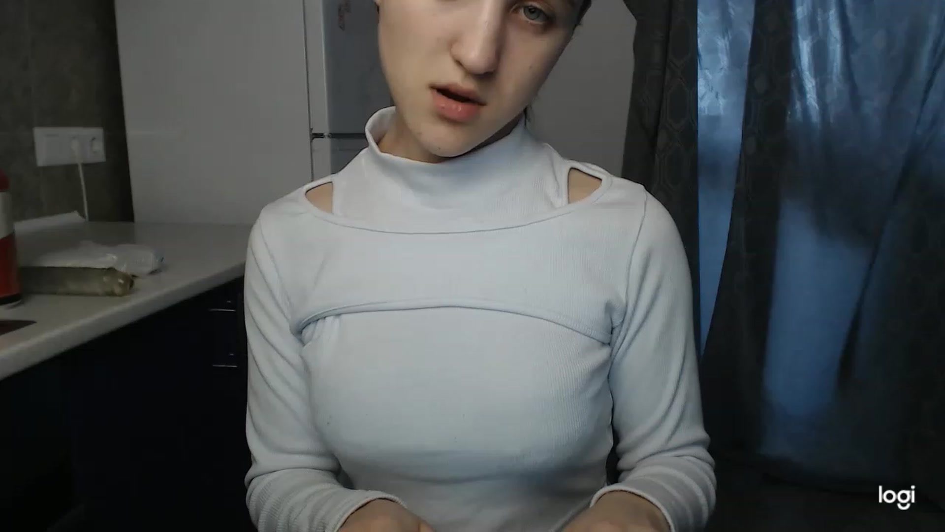 Gallery image thumbnail from Boniiii's myfreecams stream on, 04/19/2023, 09:00 image 8 of 20