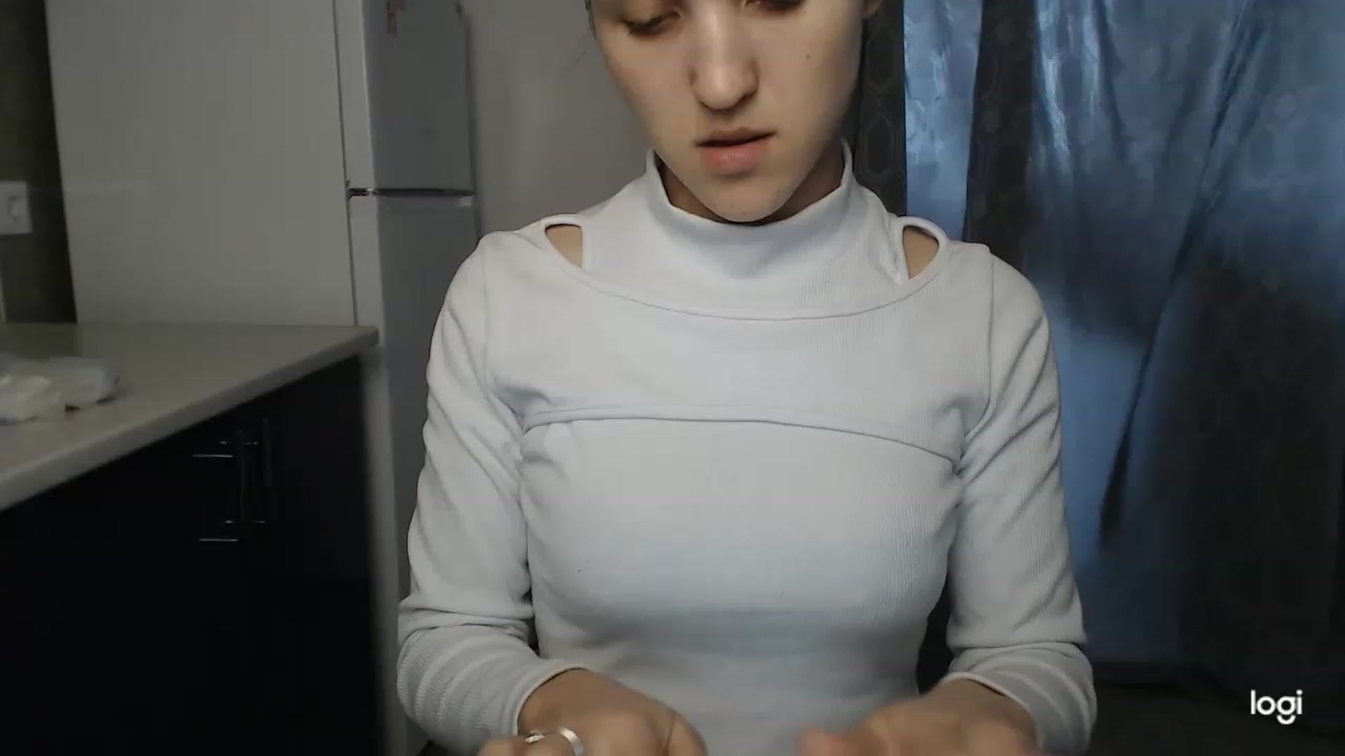 Gallery image thumbnail from Boniiii's myfreecams stream on, 04/19/2023, 09:00 image 14 of 20