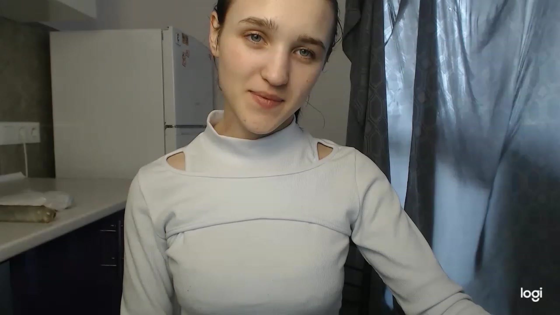 Gallery image thumbnail from Boniiii's myfreecams stream on, 04/19/2023, 09:00 image 4 of 20