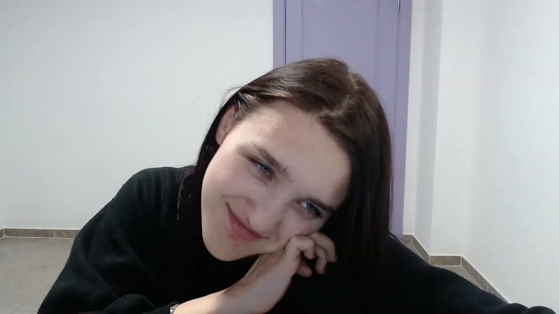 Gallery image thumbnail from Boniiii's myfreecams stream on, 04/24/2023, 17:20 image 10 of 20