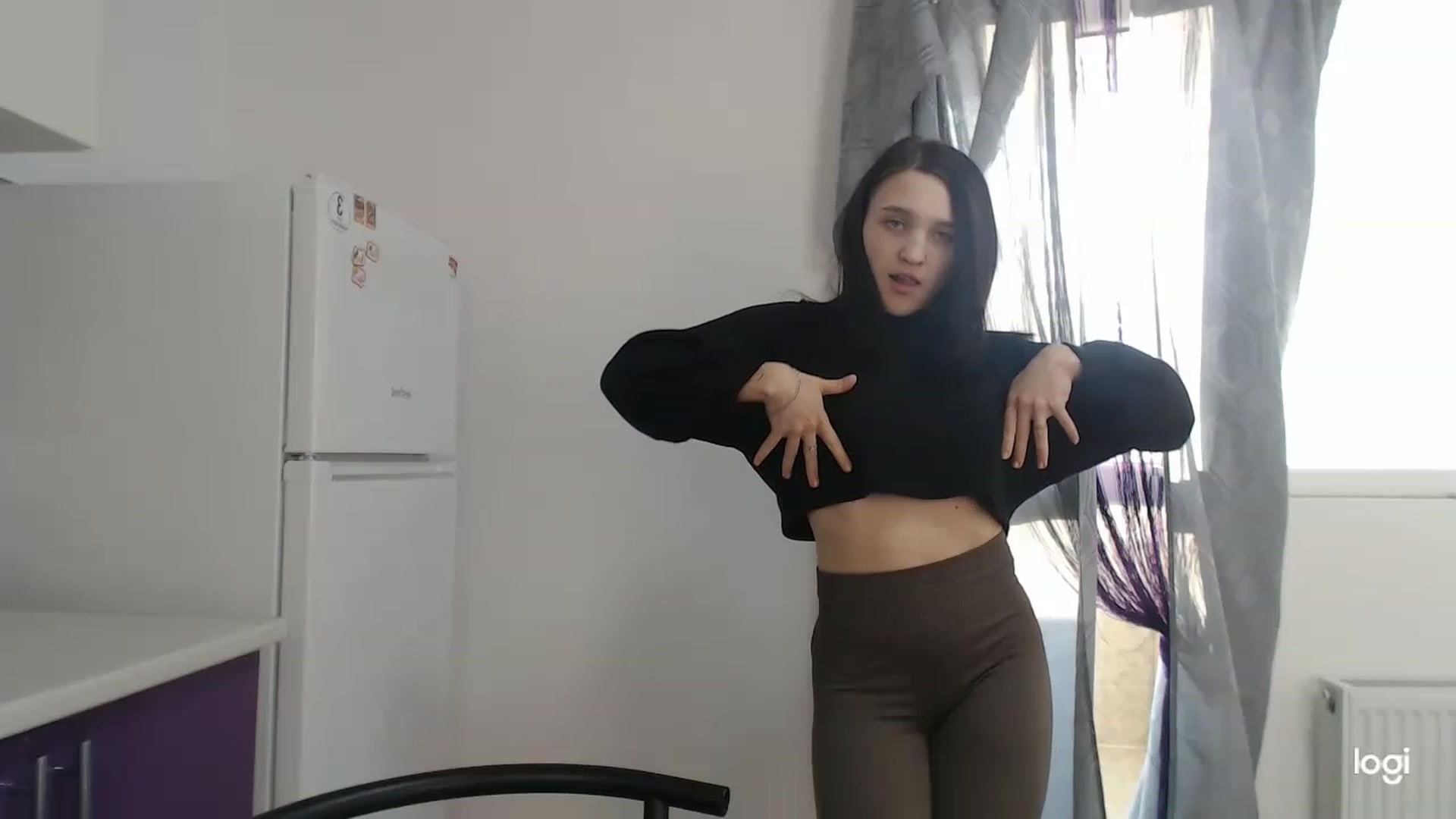 Gallery image thumbnail from Boniiii's myfreecams stream on, 04/25/2023, 16:17 image 18 of 20