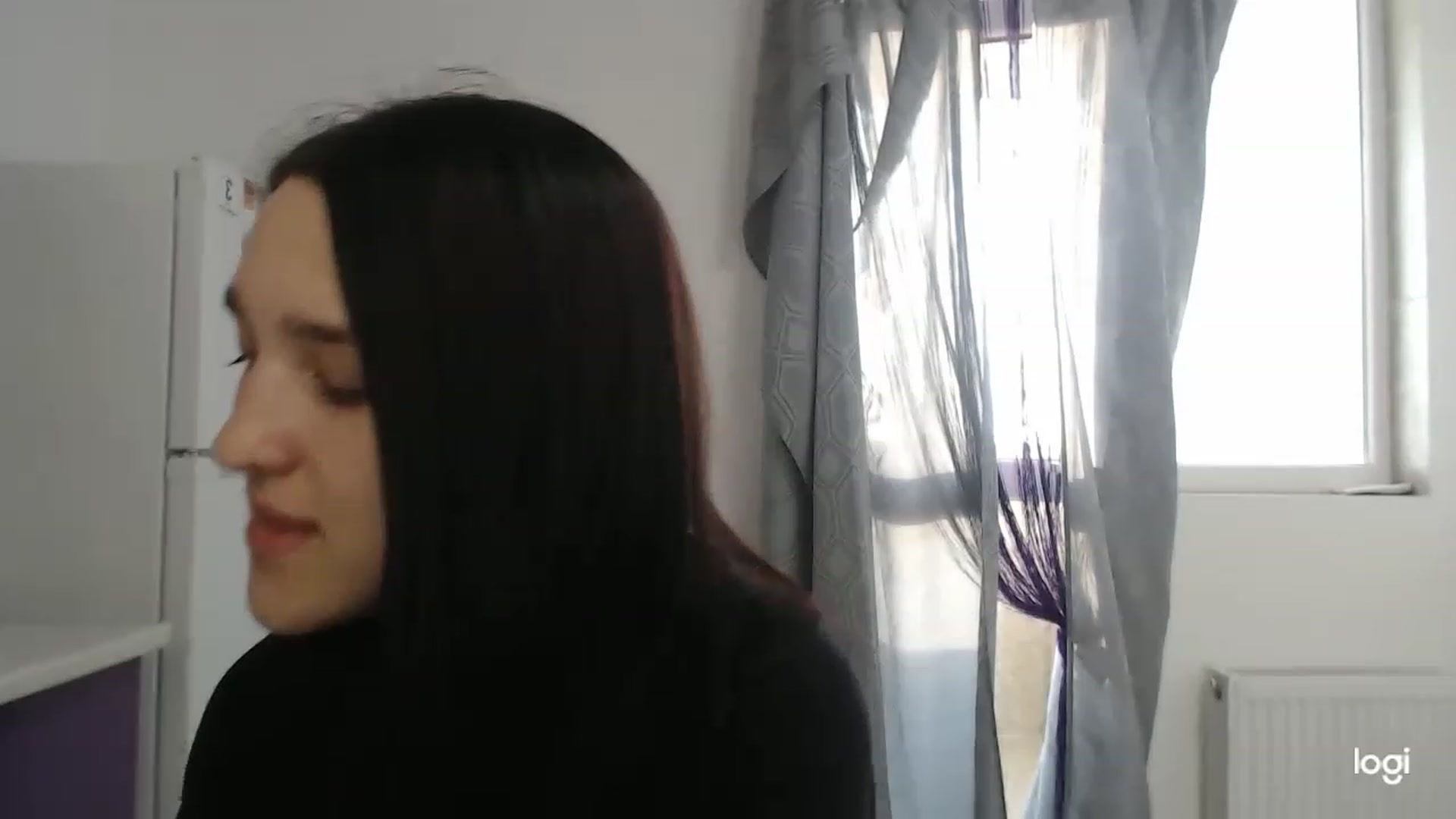 Gallery image thumbnail from Boniiii's myfreecams stream on, 04/25/2023, 16:17 image 16 of 20