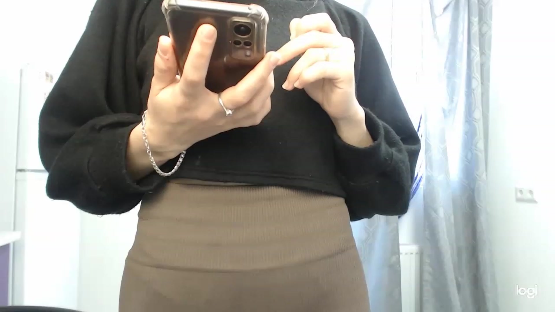 Gallery image thumbnail from Boniiii's myfreecams stream on, 05/03/2023, 10:13 image 11 of 20