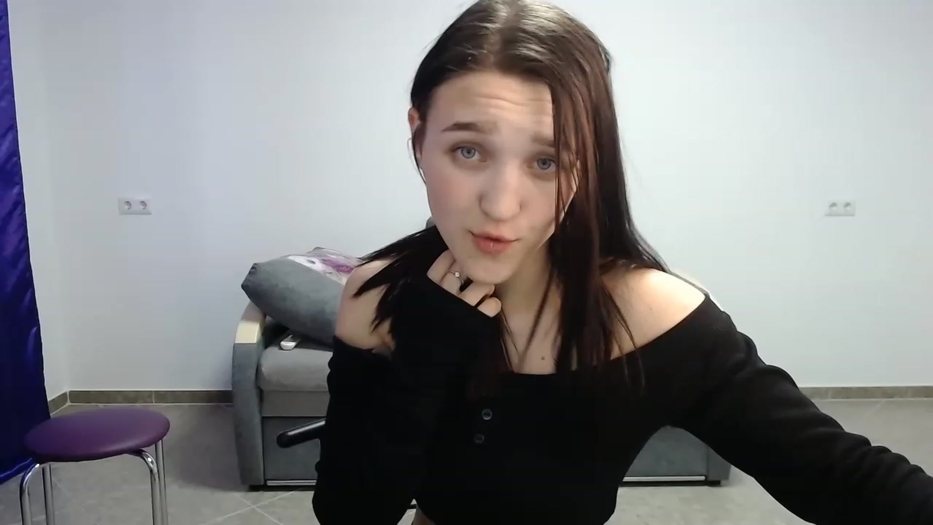Gallery image thumbnail from Boniiii's myfreecams stream on, 05/07/2023, 17:20 image 15 of 20