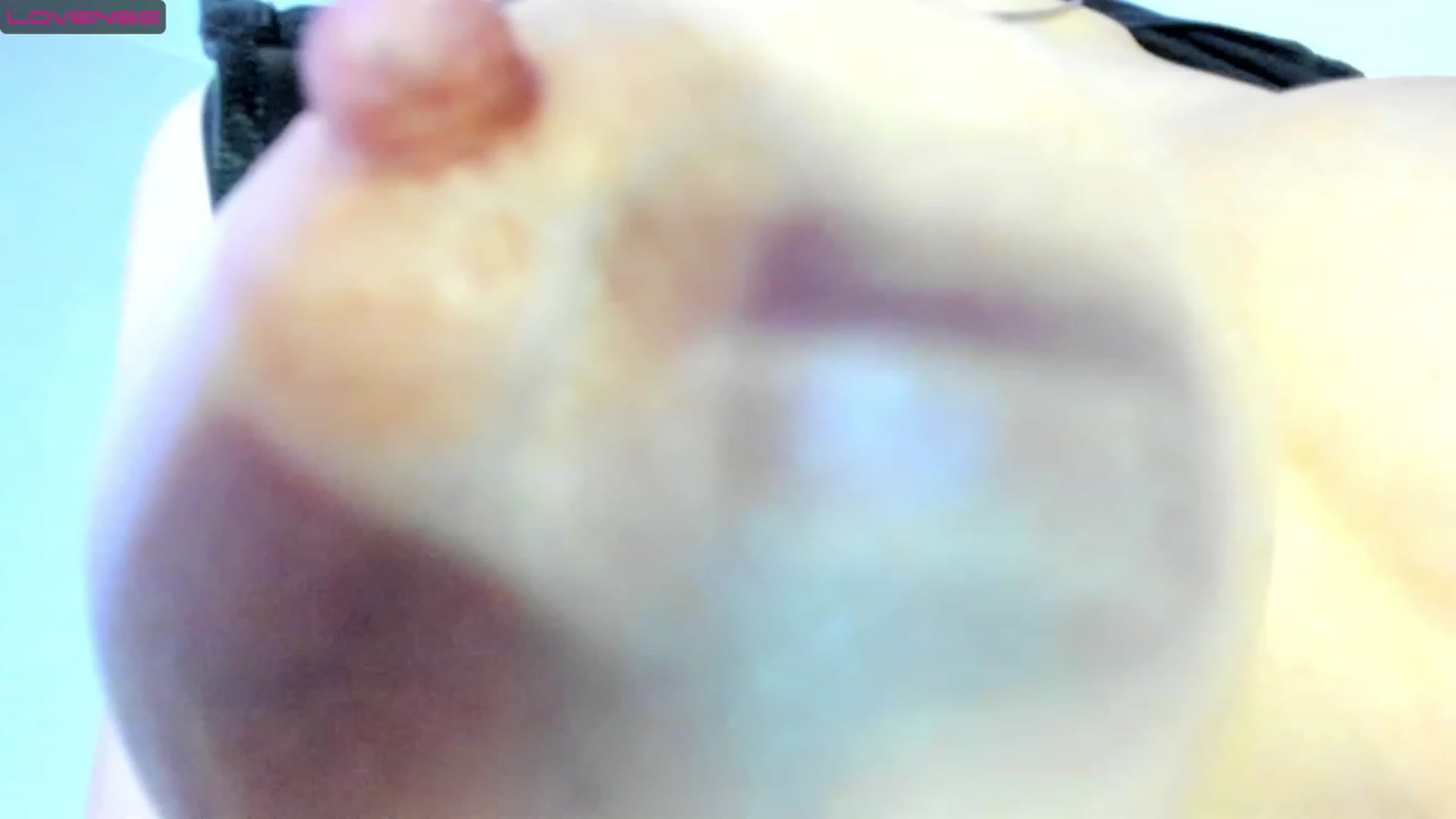 Gallery image thumbnail from Bonjourbaby's myfreecams stream on, 02/10/2023, 19:43 image 2 of 20