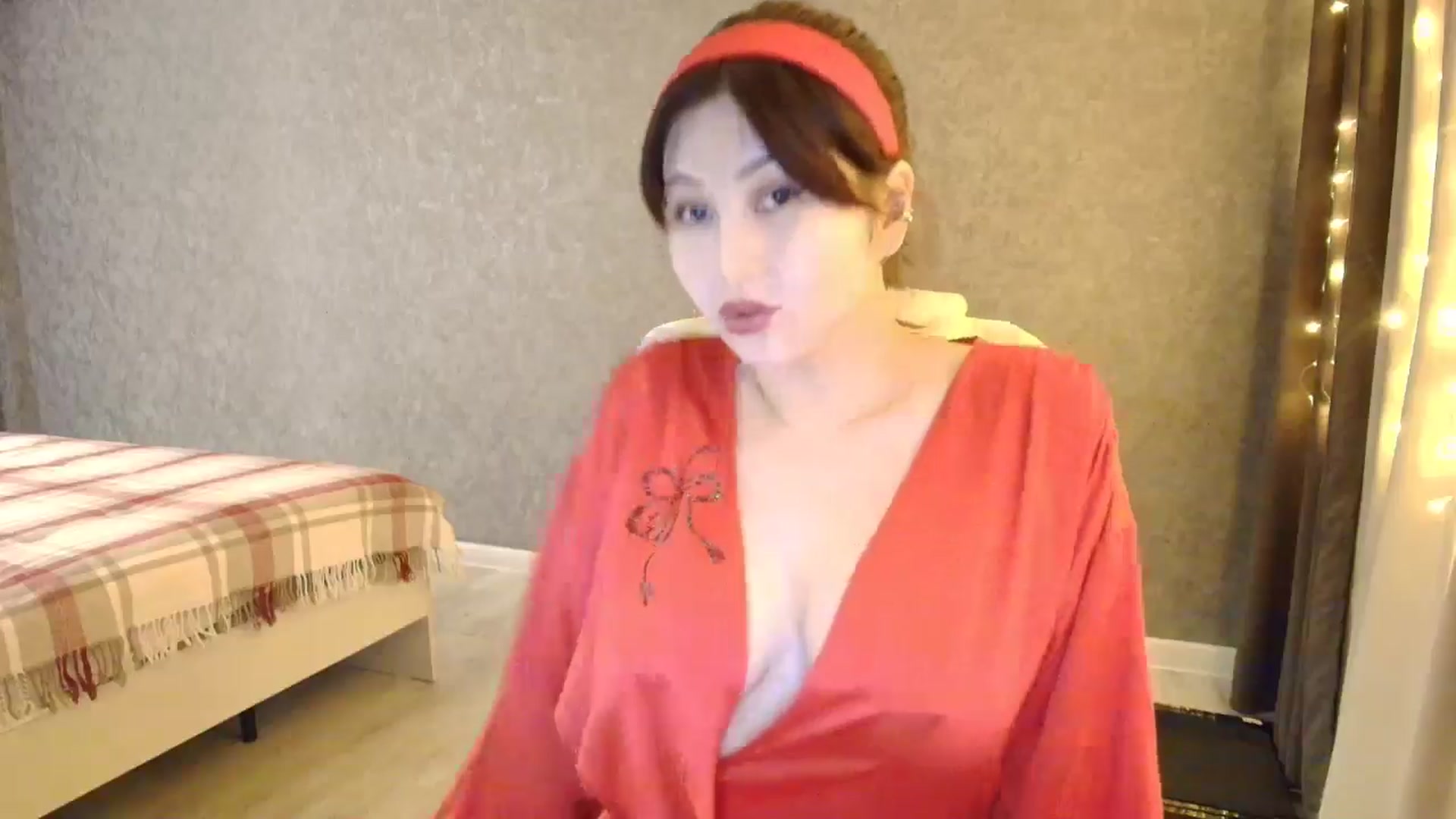 Gallery image thumbnail from BonneAnnee's myfreecams stream on, 12/28/2025, 16:03 image 16 of 20