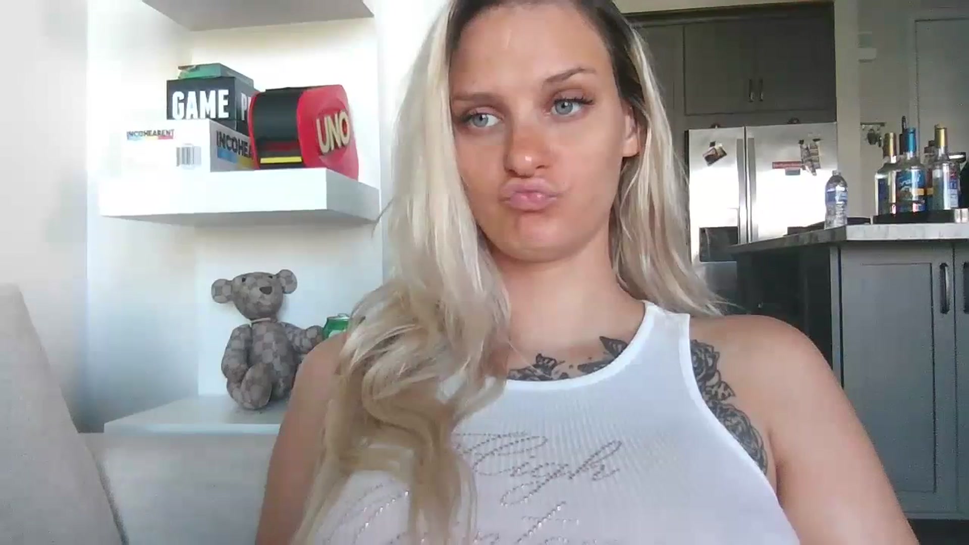 Gallery image thumbnail from BonnieBazz's myfreecams stream on, 10/16/2023, 18:24 image 7 of 20