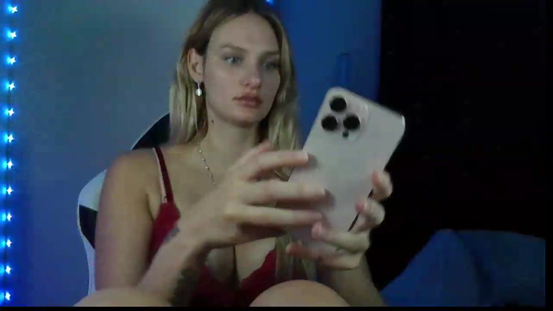 Gallery image thumbnail from BonnieBazz's myfreecams stream on, 06/25/2026, 14:14 image 14 of 20