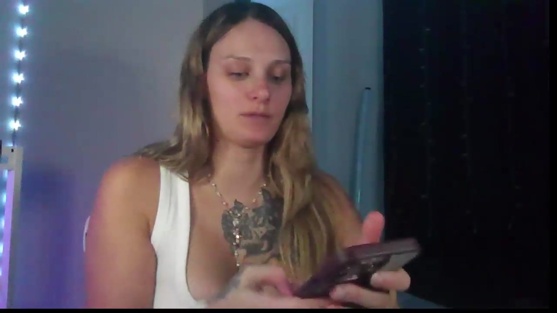 Gallery image thumbnail from BonnieBazz's myfreecams stream on, 08/03/2026, 18:30 image 15 of 20