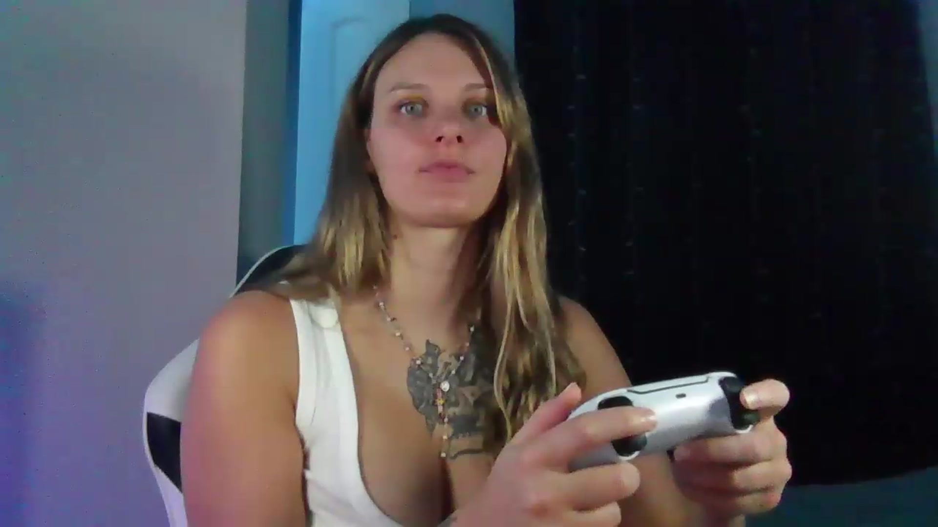 Gallery image thumbnail from BonnieBazz's myfreecams stream on, 08/06/2026, 15:00 image 4 of 20