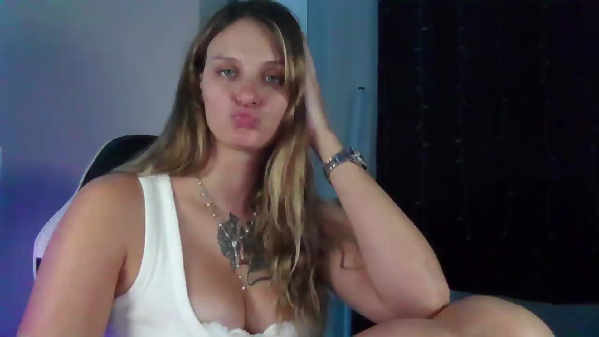 Gallery image thumbnail from BonnieBazz's myfreecams stream on, 08/06/2026, 17:21 image 5 of 20