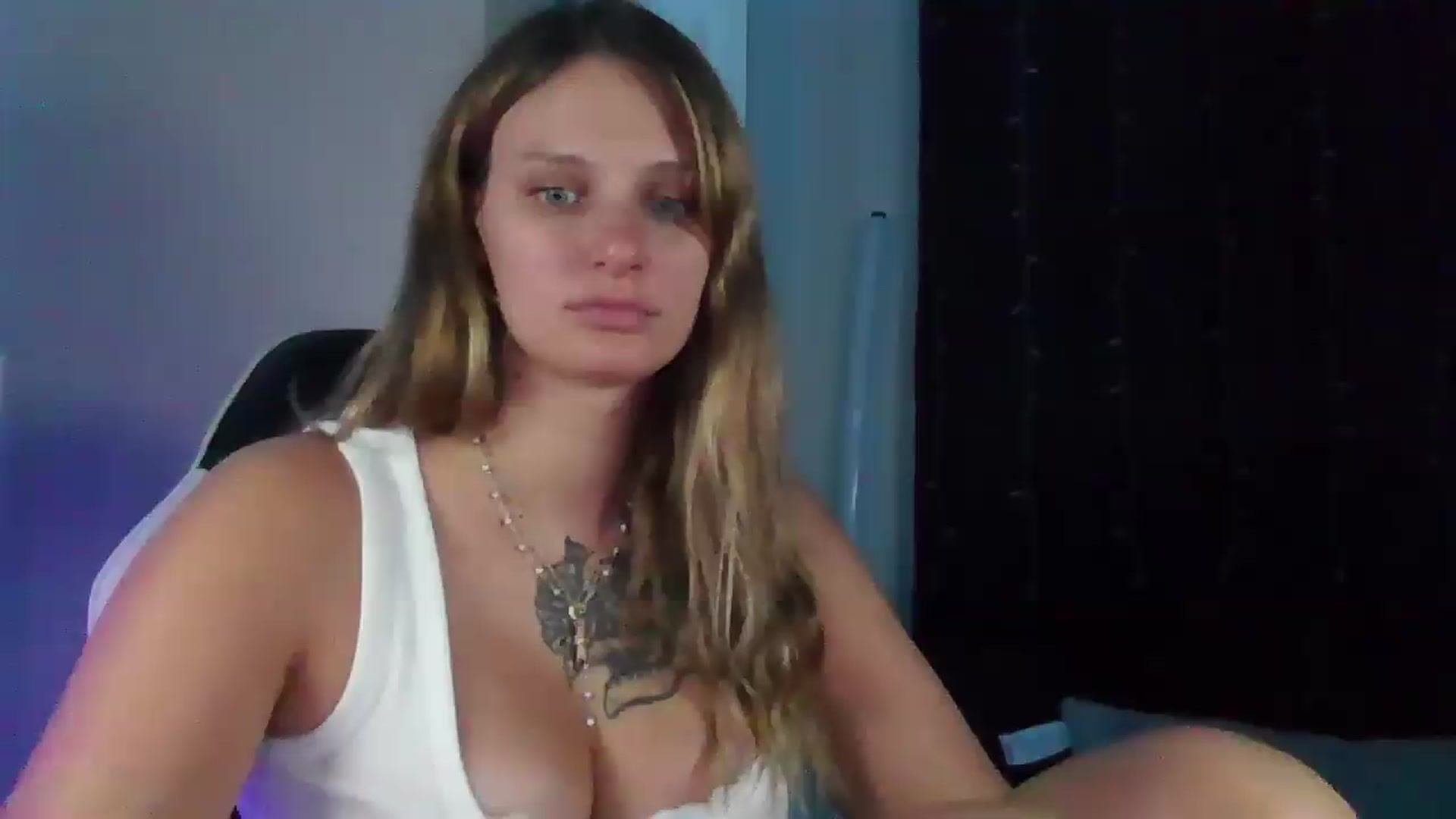 Gallery image thumbnail from BonnieBazz's myfreecams stream on, 08/06/2026, 17:21 image 10 of 20