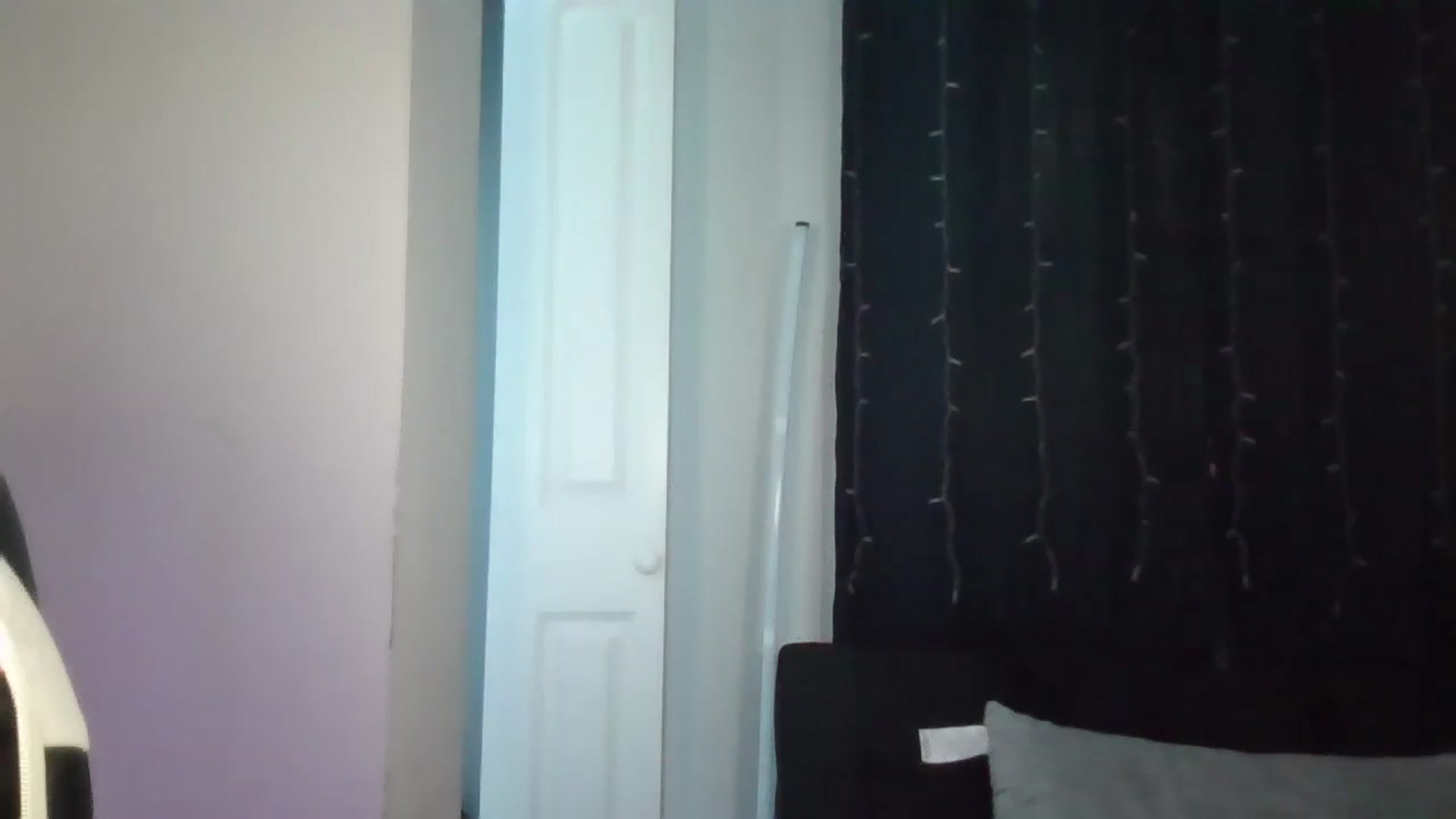Gallery image thumbnail from BonnieBazz's myfreecams stream on, 08/07/2026, 13:56 image 16 of 20