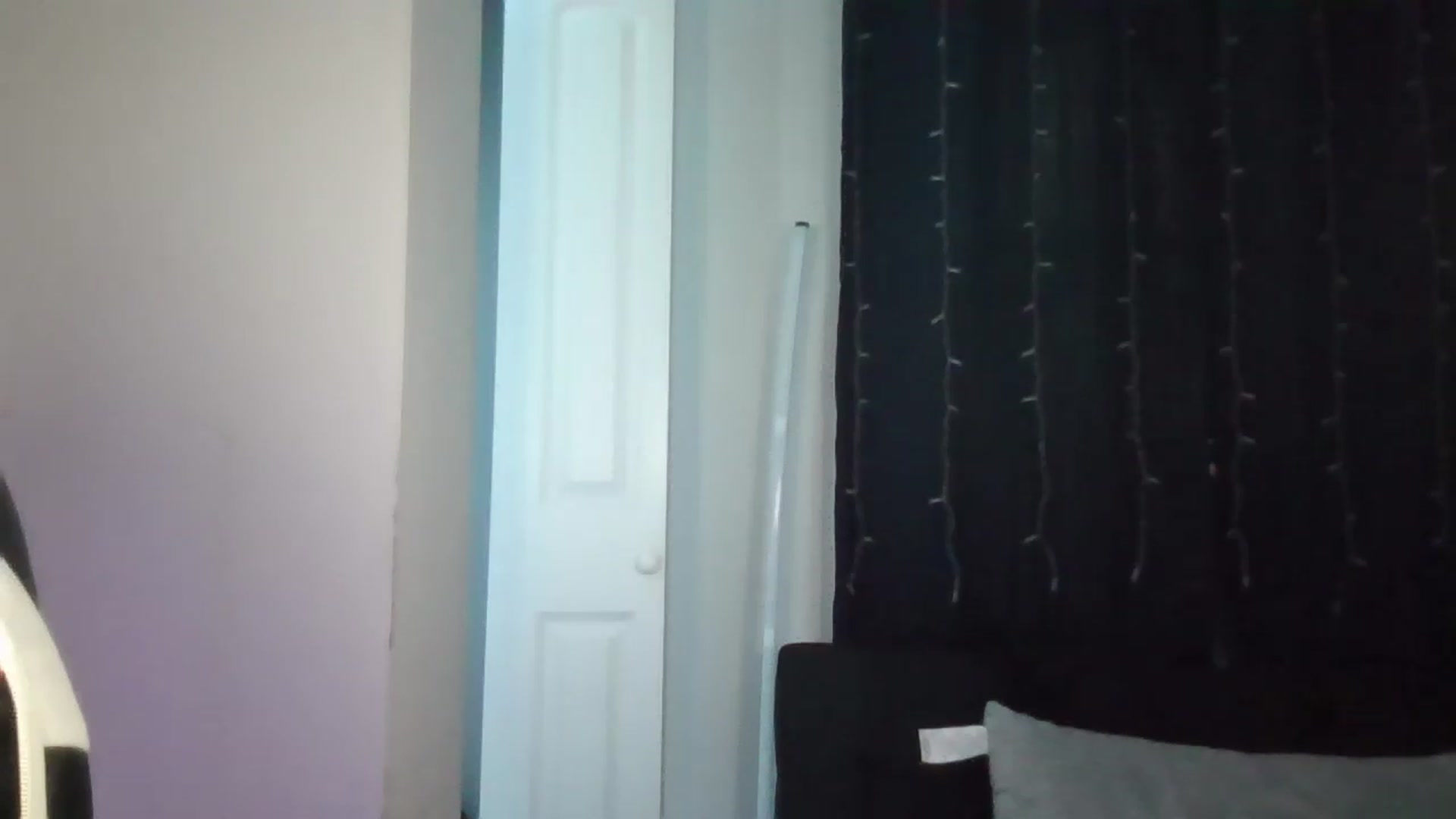 Gallery image thumbnail from BonnieBazz's myfreecams stream on, 08/07/2026, 13:56 image 15 of 20