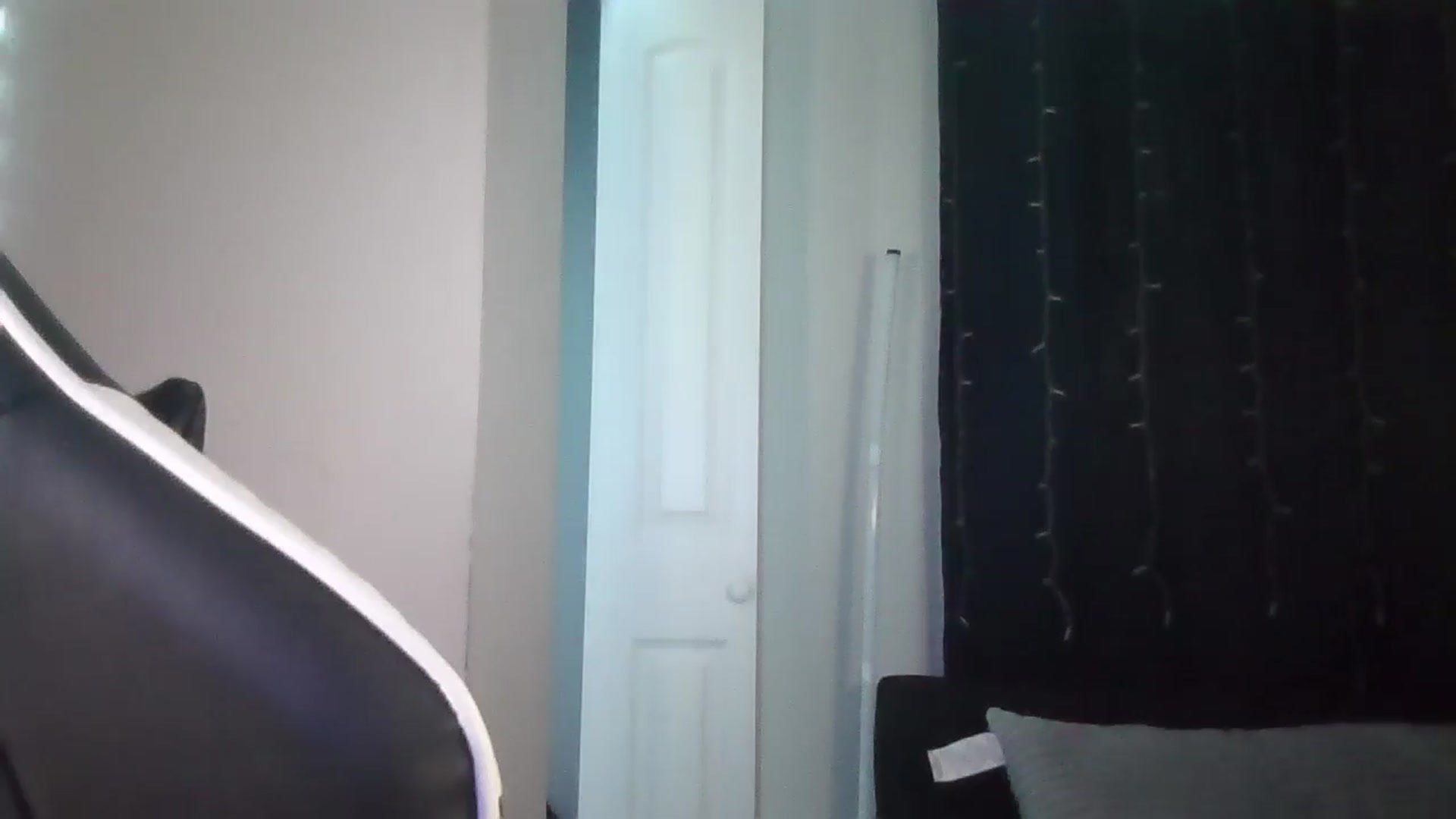 Gallery image thumbnail from BonnieBazz's myfreecams stream on, 08/17/2026, 13:15 image 16 of 20