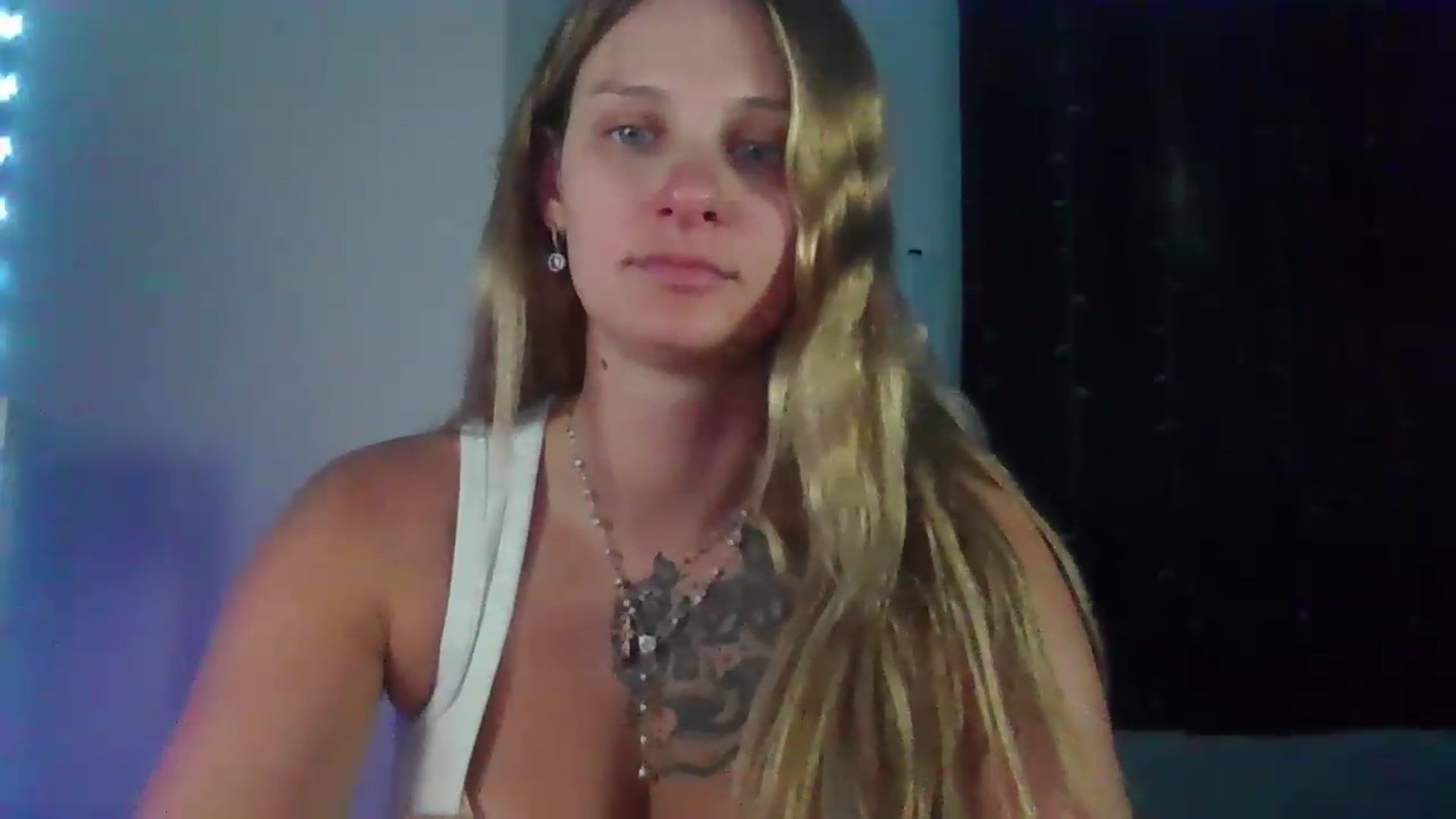 Gallery image thumbnail from BonnieBazz's myfreecams stream on, 08/17/2026, 13:15 image 9 of 20