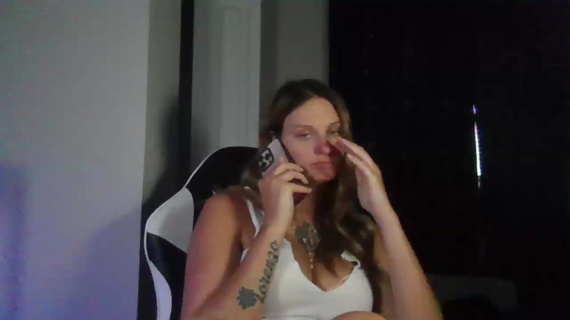 Gallery image thumbnail from BonnieBazz's myfreecams stream on, 08/18/2026, 12:57 image 17 of 20