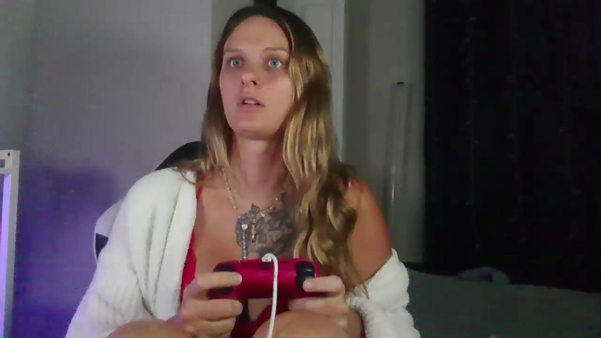 Gallery image thumbnail from BonnieBazz's myfreecams stream on, 08/19/2026, 19:03 image 2 of 20