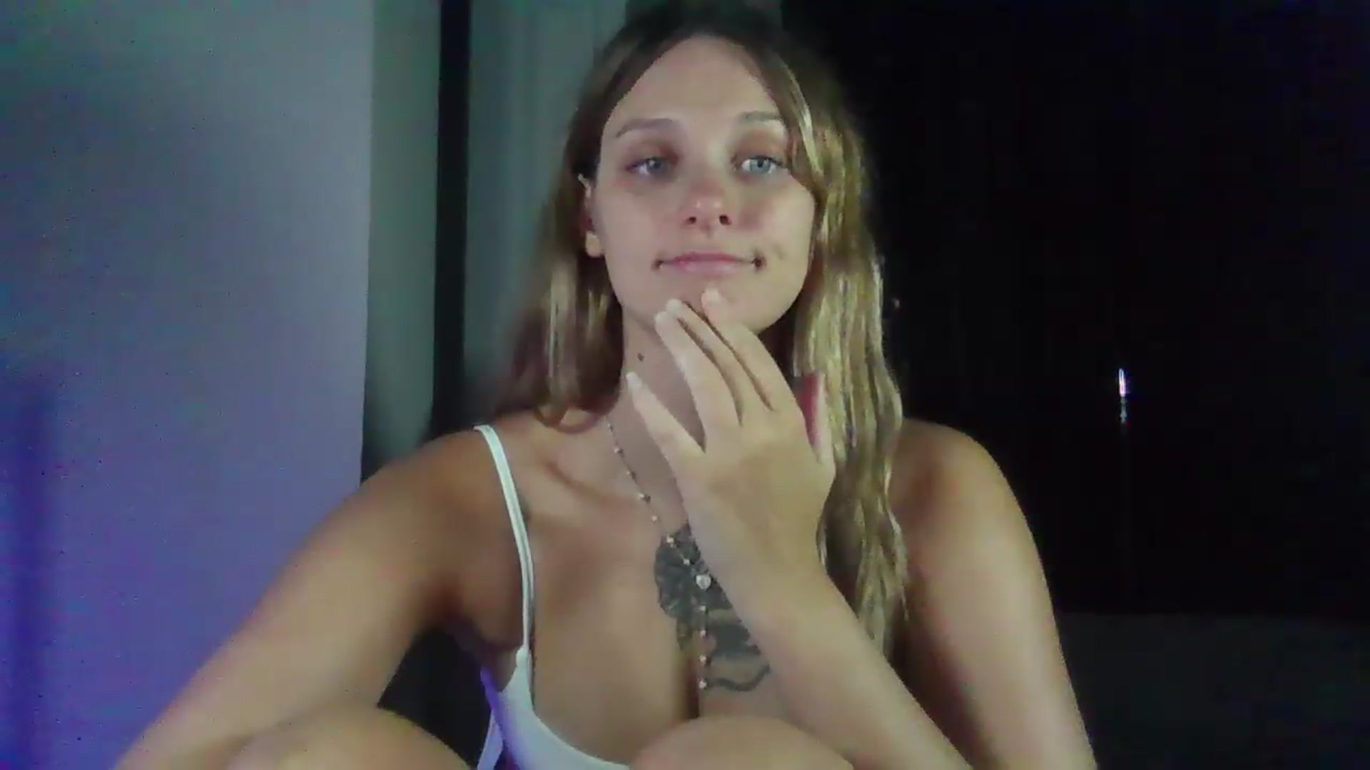 Gallery image thumbnail from BonnieBazz's myfreecams stream on, 08/26/2026, 17:56 image 15 of 20