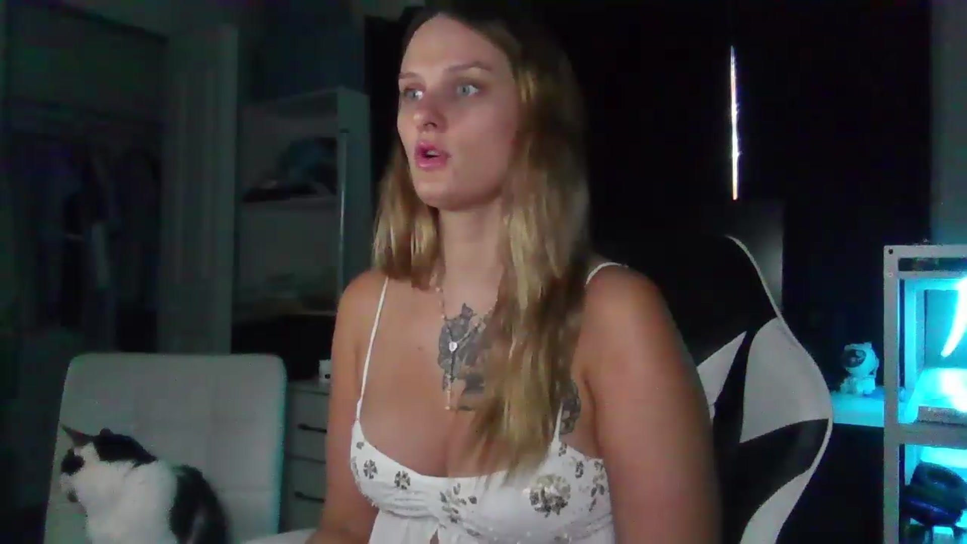 Gallery image thumbnail from BonnieBazz's myfreecams stream on, 09/11/2026, 17:04 image 2 of 20