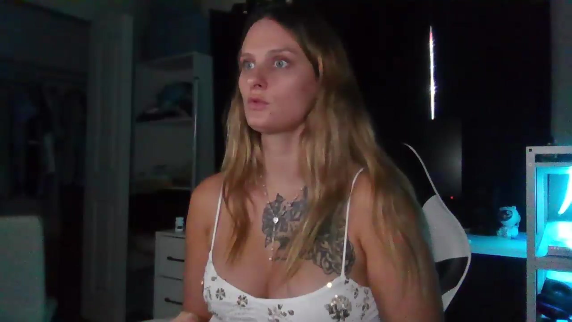Gallery image thumbnail from BonnieBazz's myfreecams stream on, 09/11/2026, 18:31 image 10 of 20