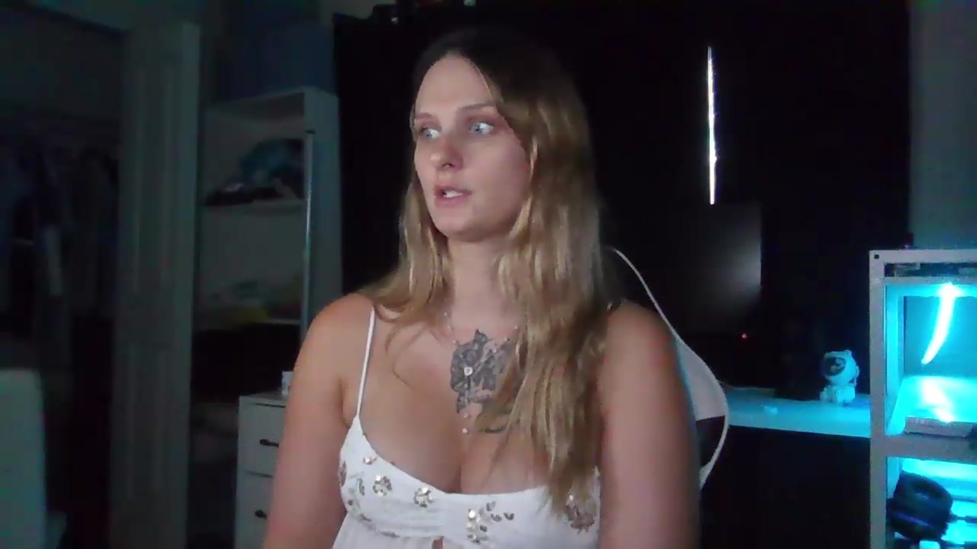 Gallery image thumbnail from BonnieBazz's myfreecams stream on, 09/11/2026, 18:31 image 6 of 20