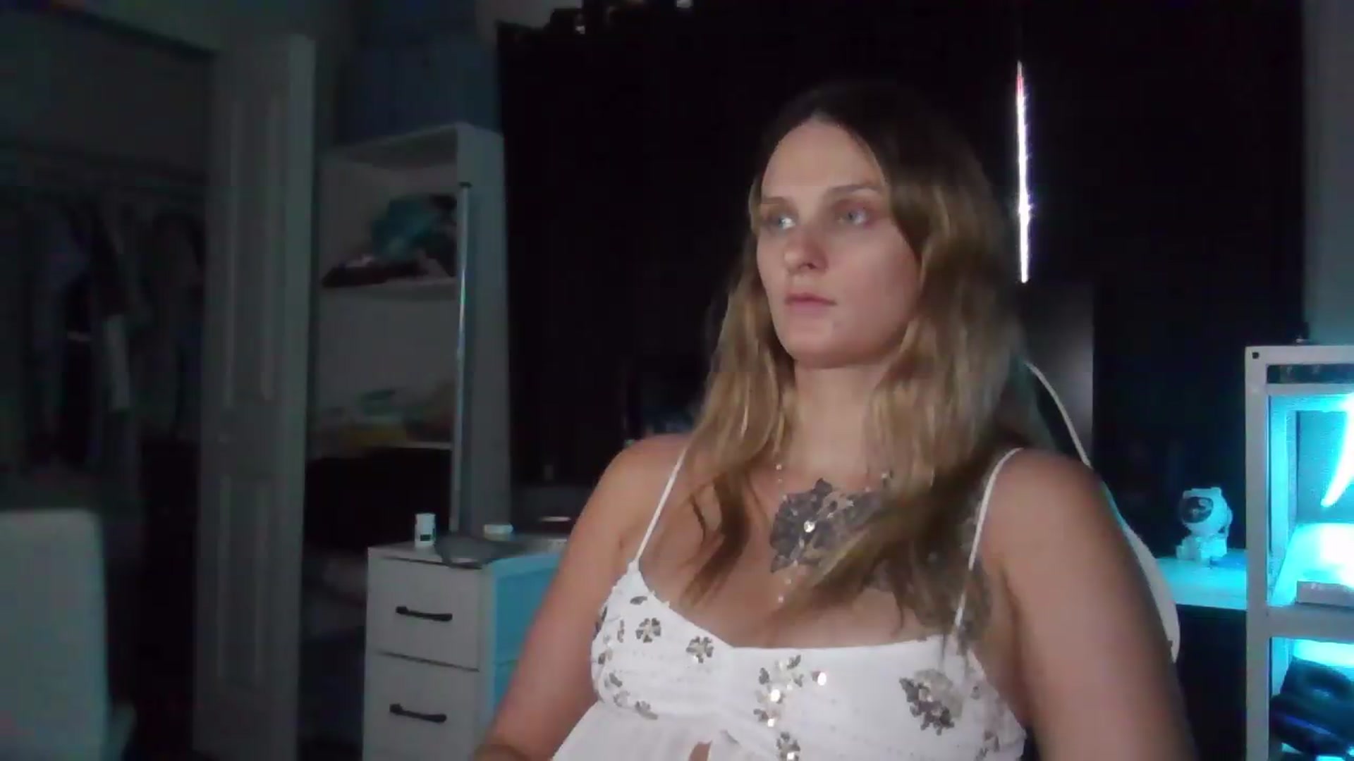 Gallery image thumbnail from BonnieBazz's myfreecams stream on, 09/11/2026, 18:31 image 14 of 20