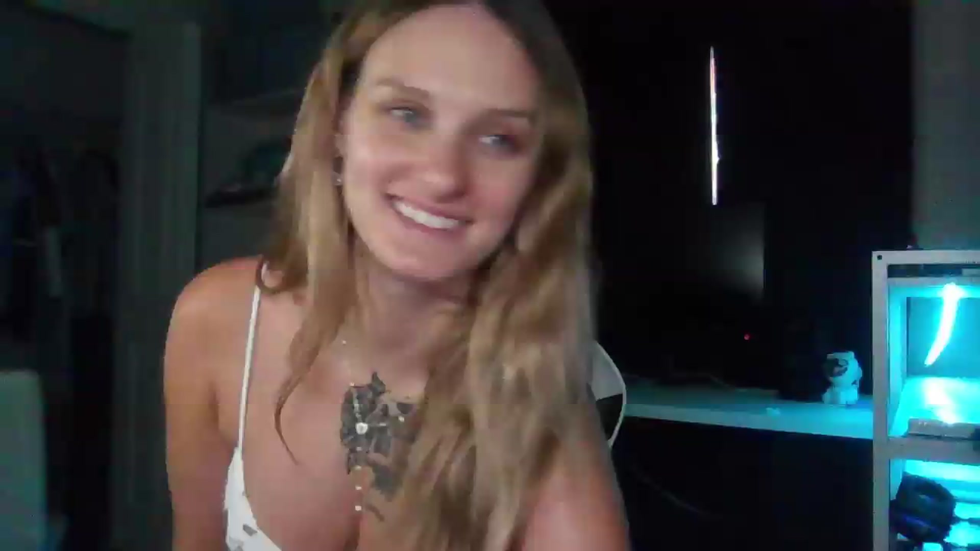 Gallery image thumbnail from BonnieBazz's myfreecams stream on, 09/11/2026, 18:31 image 1 of 20
