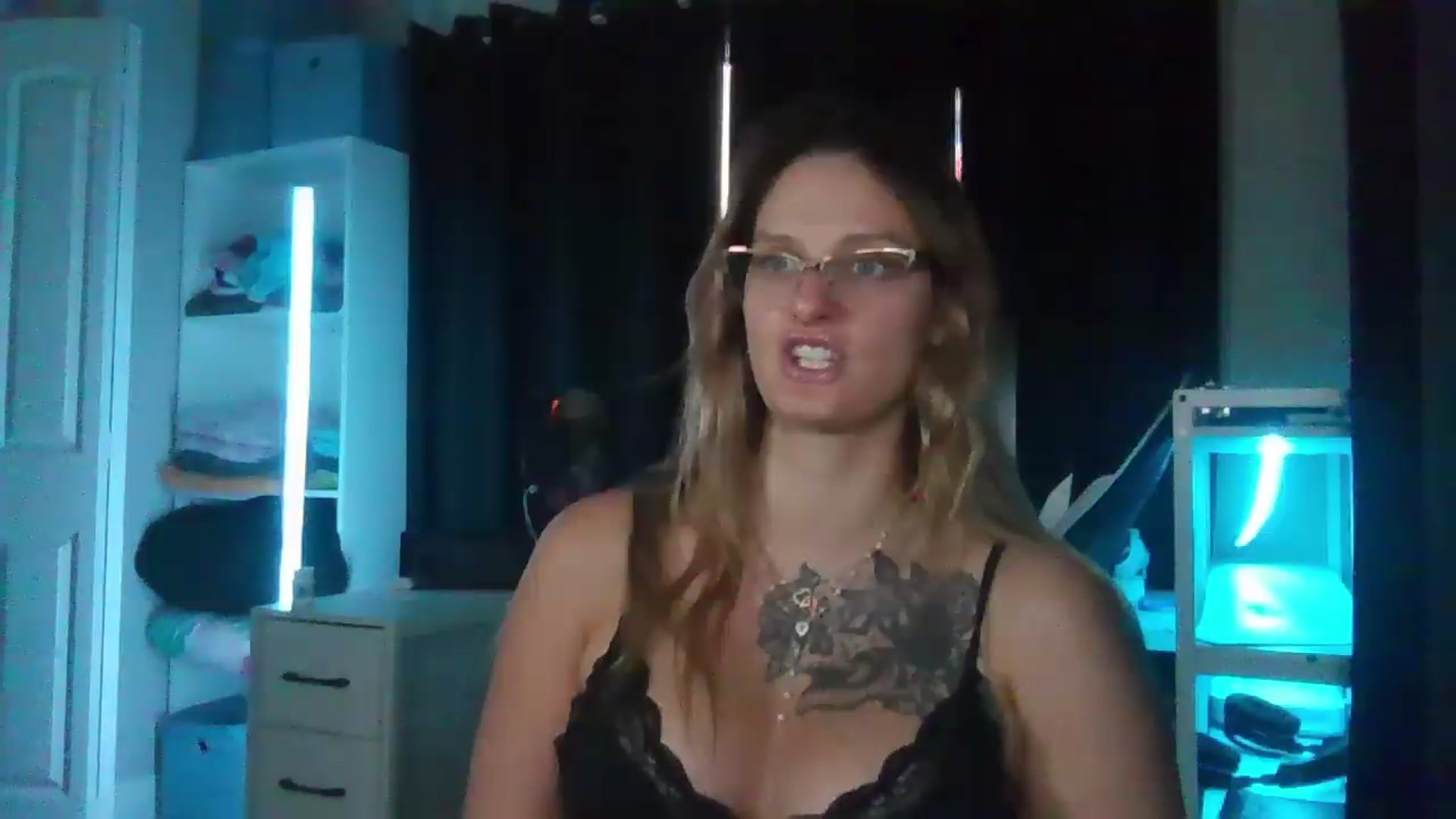 Gallery image thumbnail from BonnieBazz's myfreecams stream on, 09/16/2026, 17:55 image 4 of 20