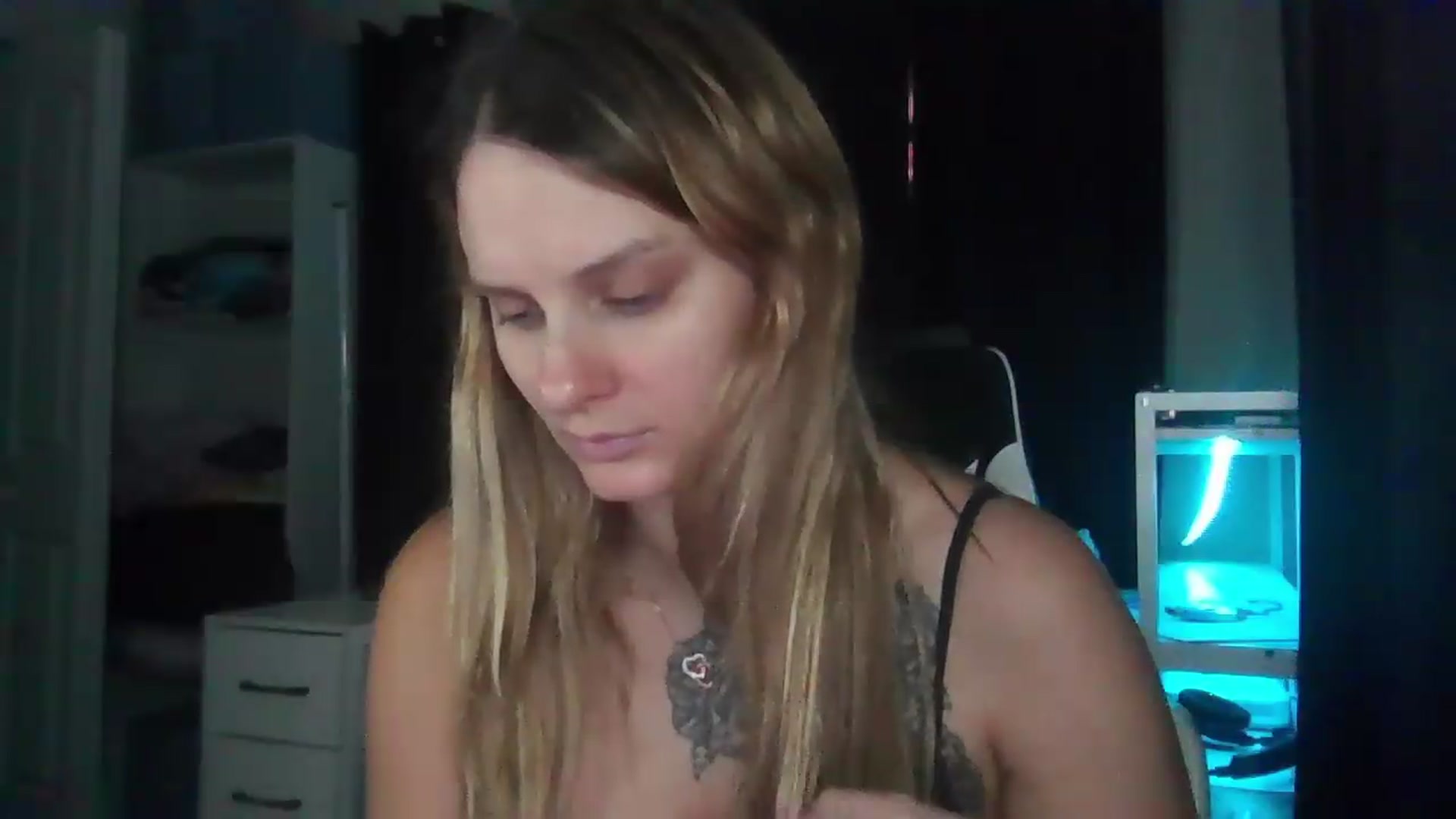 Gallery image thumbnail from BonnieBazz's myfreecams stream on, 09/22/2026, 17:04 image 11 of 20