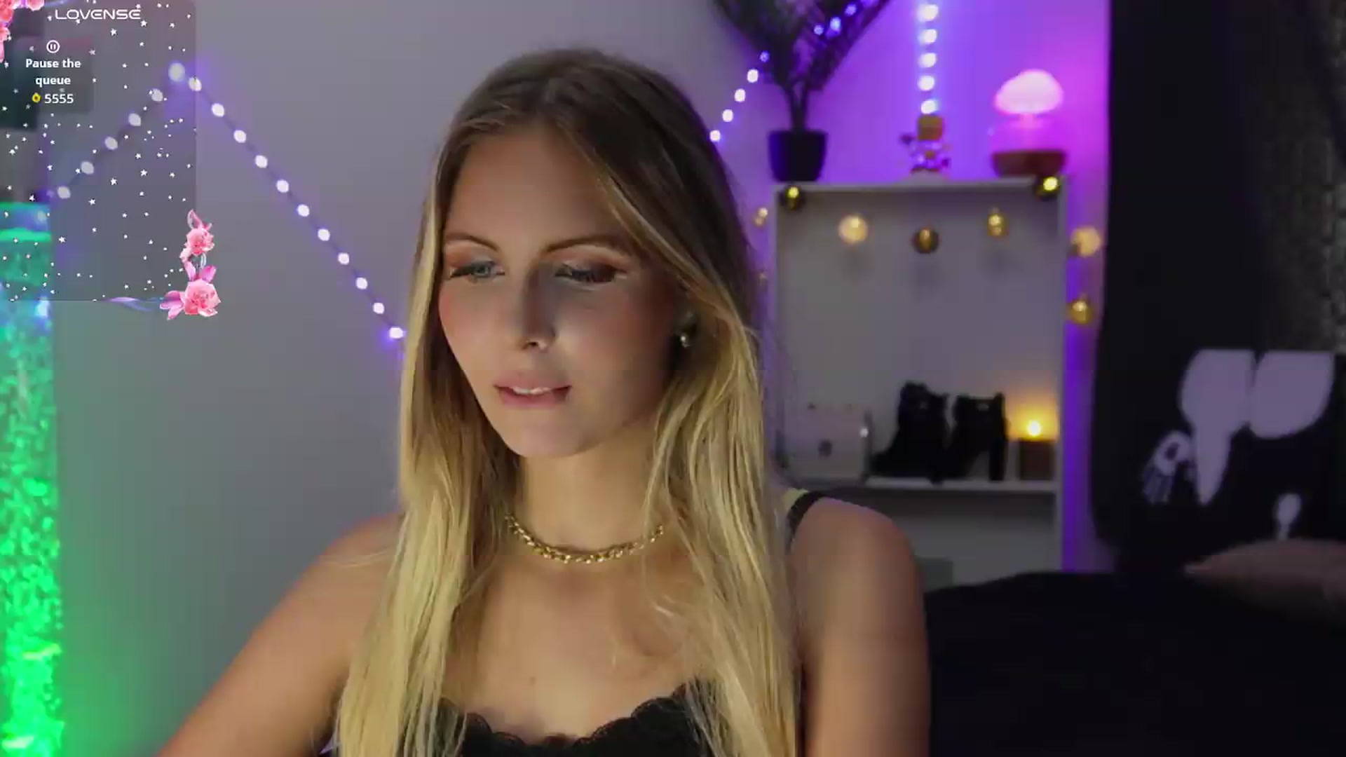 Gallery image thumbnail from BonnieBluX's myfreecams stream on, 09/04/2026, 14:57 image 1 of 20