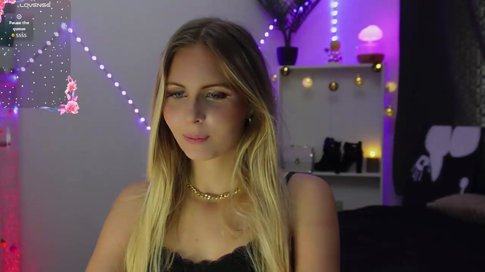 Gallery image thumbnail from BonnieBluX's myfreecams stream on, 09/04/2026, 14:57 image 5 of 20