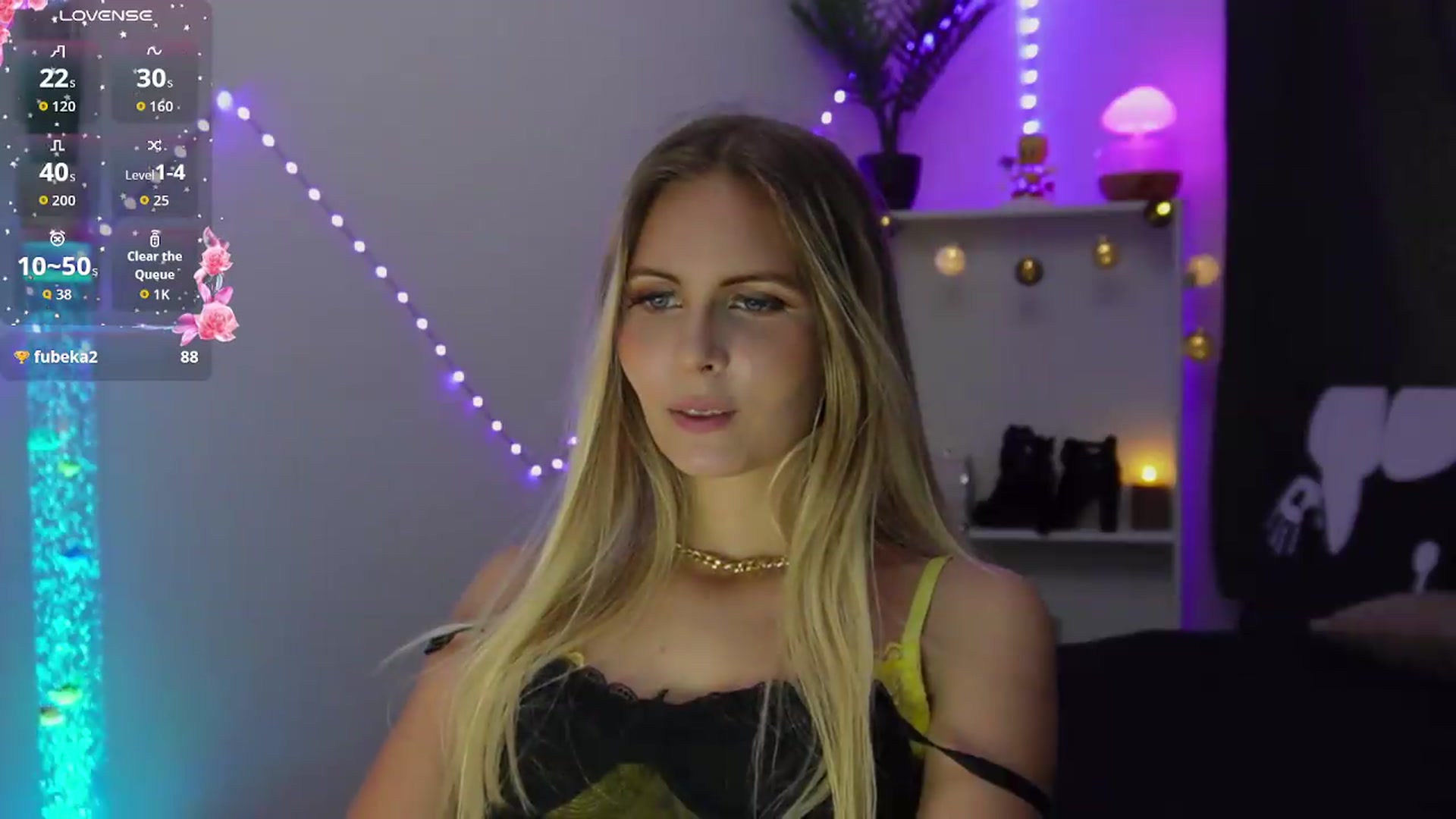 Gallery image thumbnail from BonnieBluX's myfreecams stream on, 09/04/2026, 17:11 image 9 of 20