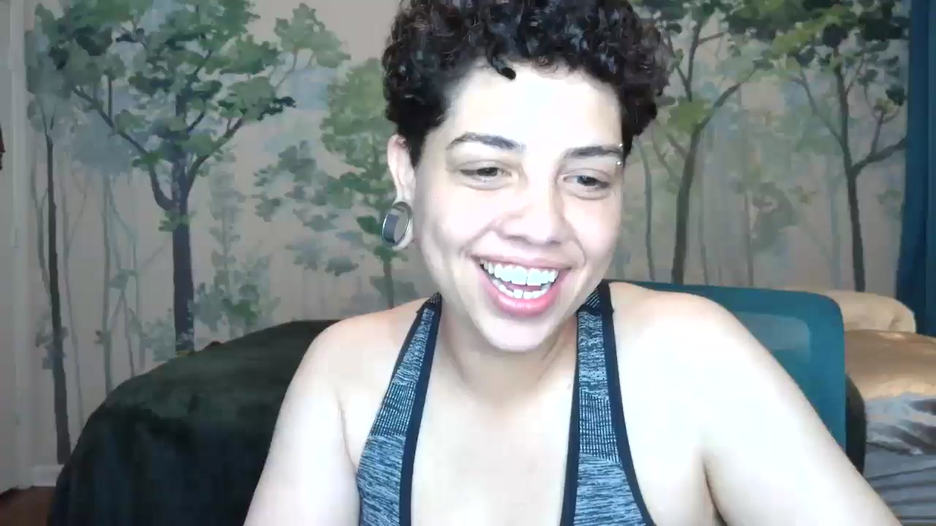 Gallery image thumbnail from BonnieBlue_'s myfreecams stream on, 05/12/2025, 02:48 image 6 of 20