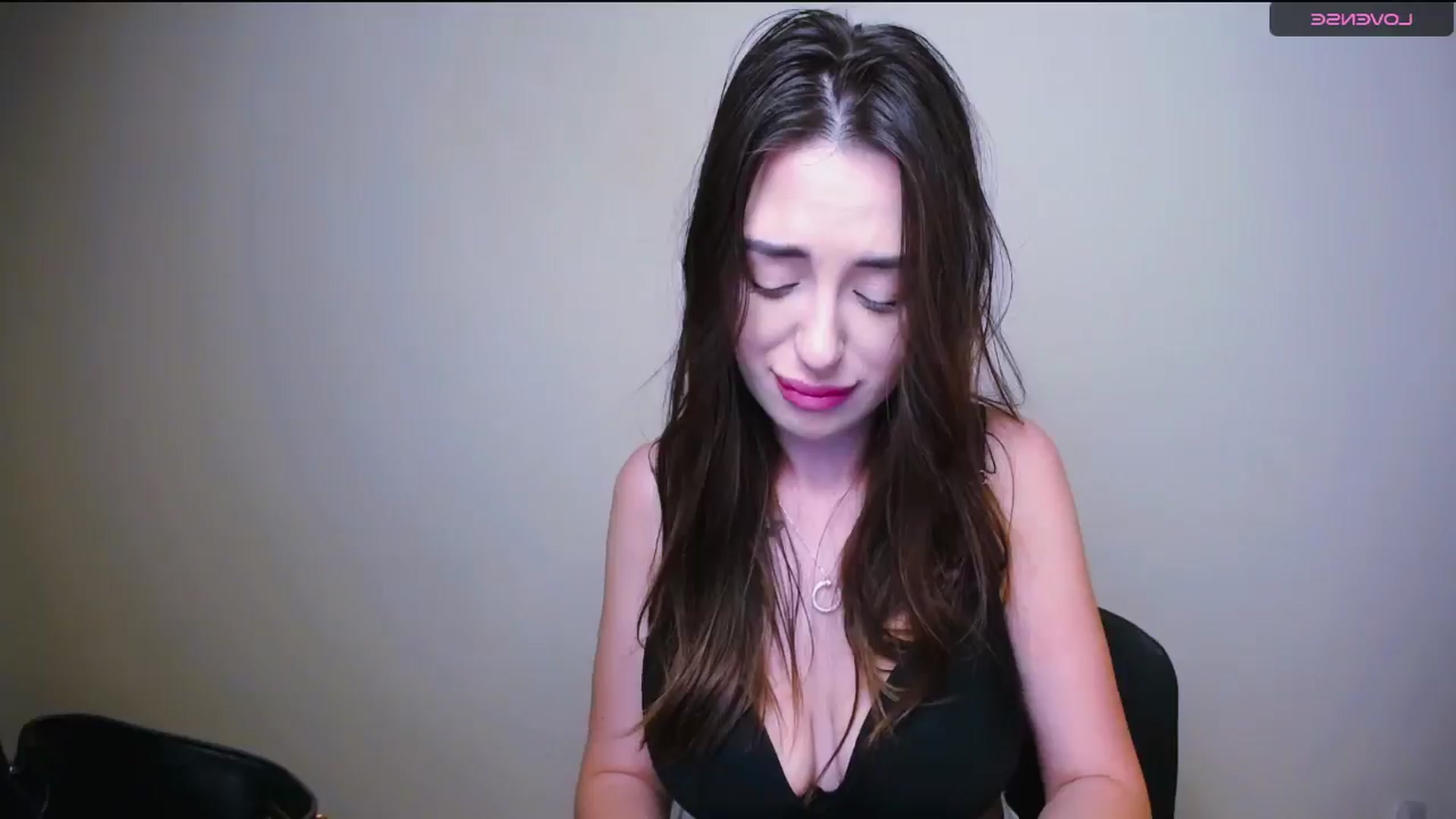 Gallery image thumbnail from BonnieCandy's myfreecams stream on, 05/25/2025, 17:48 image 16 of 20