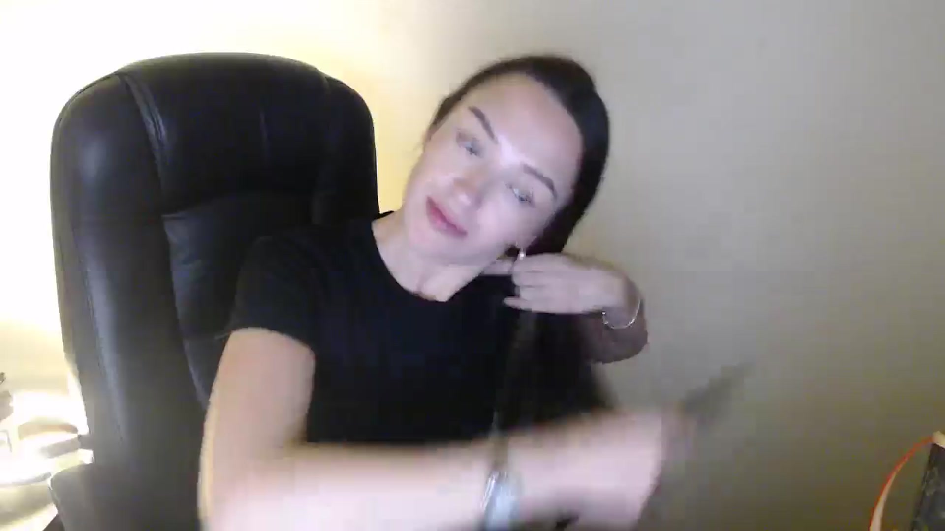 Gallery image thumbnail from BonnieCandy's myfreecams stream on, 04/16/2026, 13:33 image 18 of 20