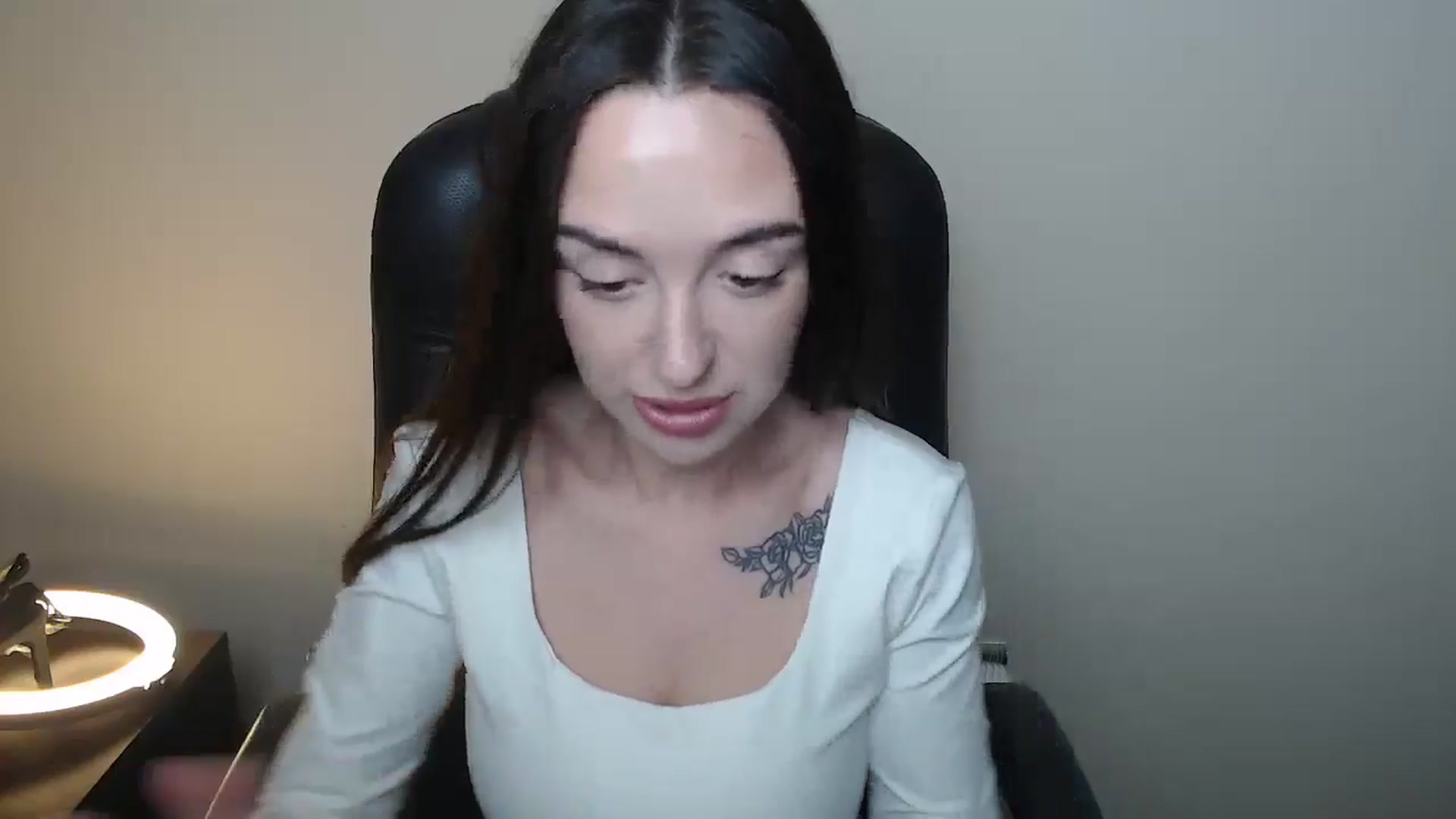 Gallery image thumbnail from BonnieCandy's myfreecams stream on, 04/20/2026, 13:35 image 3 of 20
