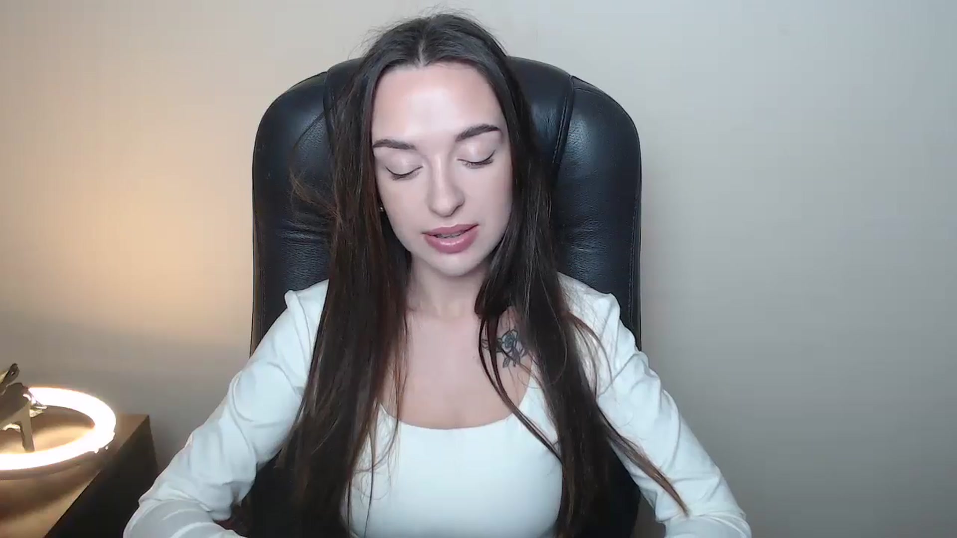 Gallery image thumbnail from BonnieCandy's myfreecams stream on, 04/20/2026, 13:35 image 6 of 20