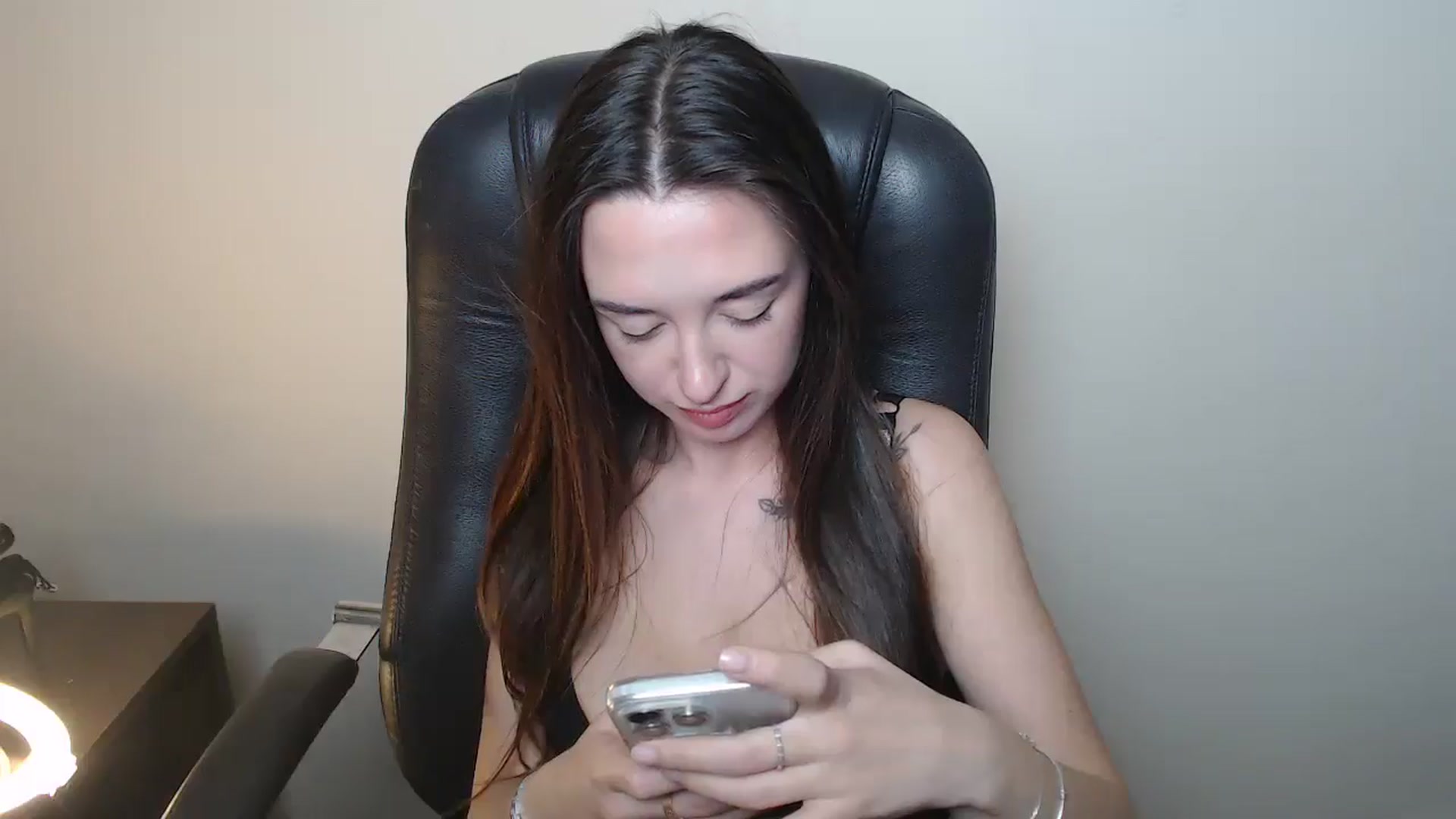 Gallery image thumbnail from BonnieCandy's myfreecams stream on, 04/20/2026, 17:27 image 11 of 20