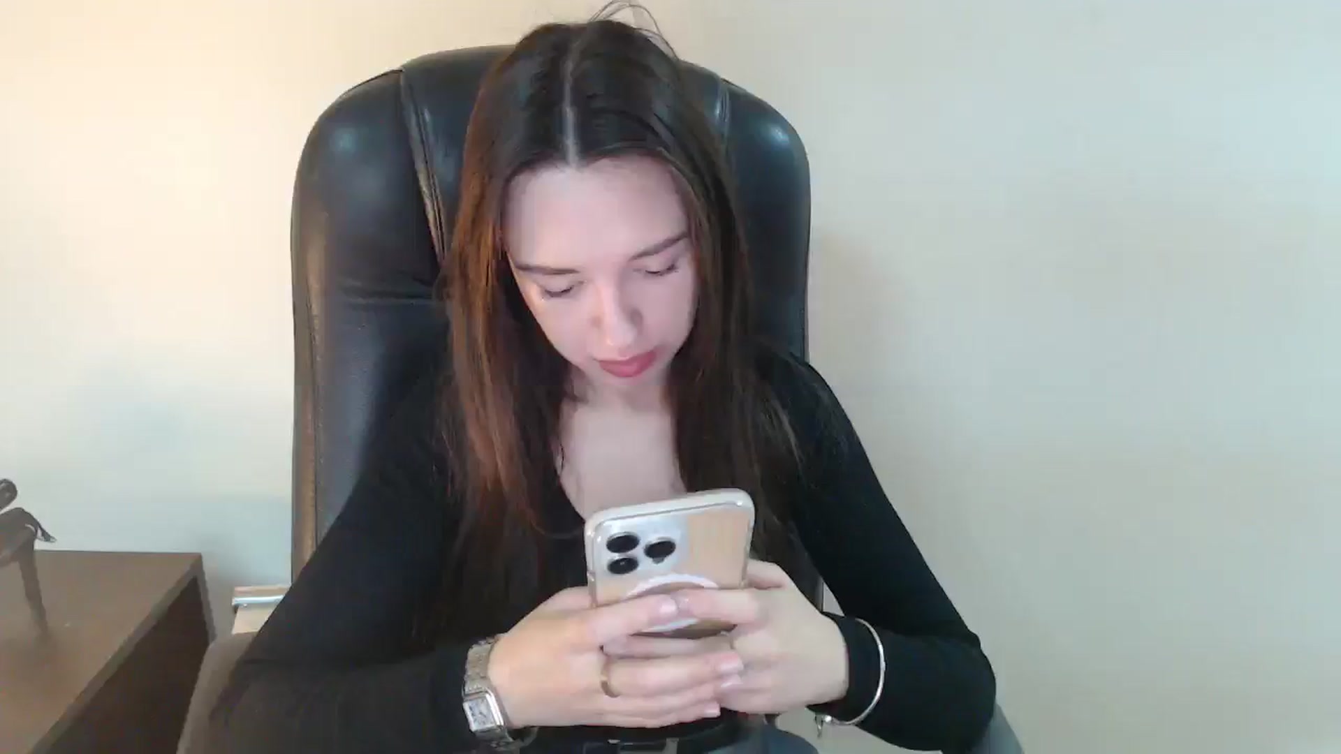 Gallery image thumbnail from BonnieCandy's myfreecams stream on, 04/21/2026, 10:28 image 1 of 20