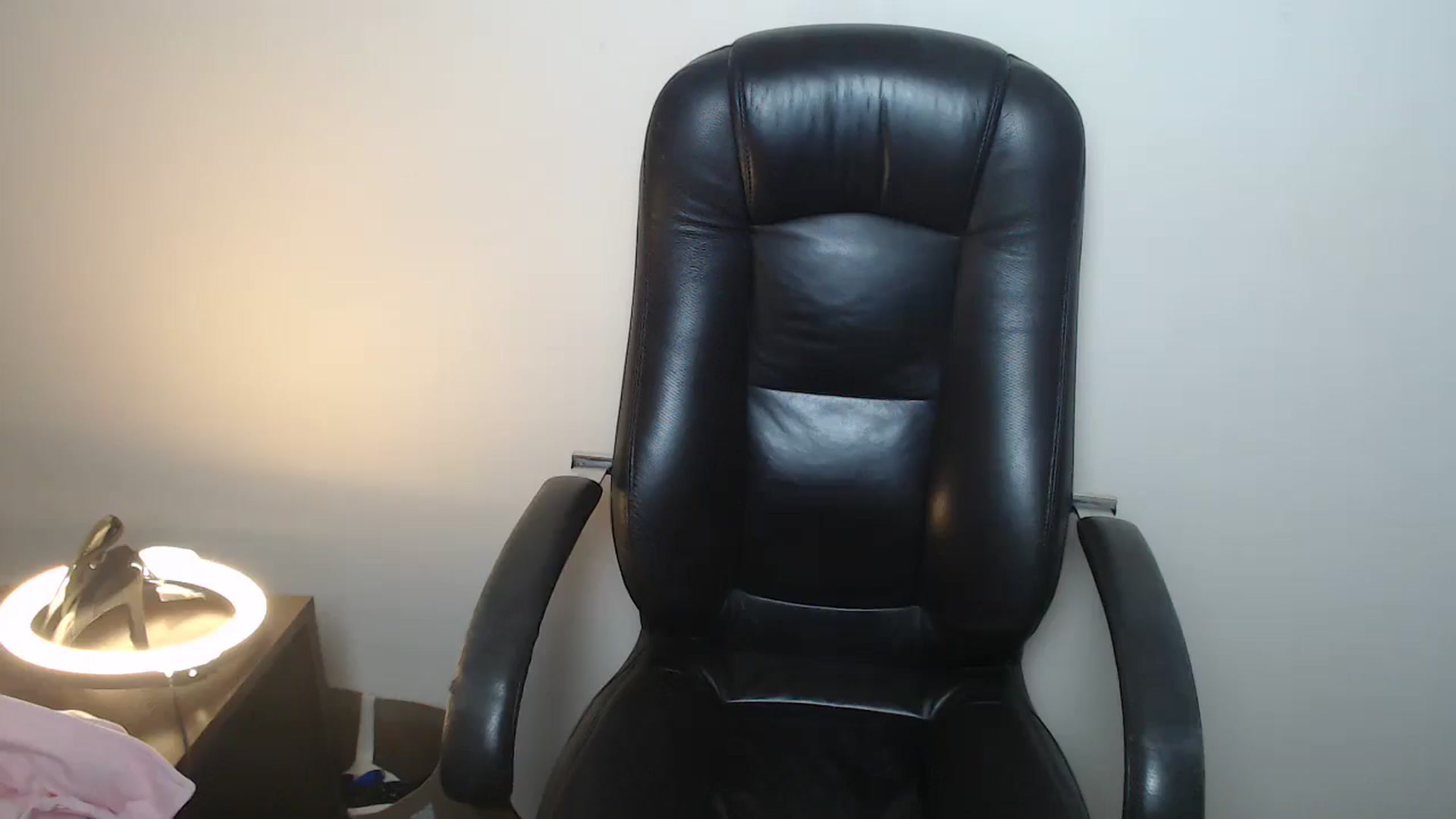 Gallery image thumbnail from BonnieCandy's myfreecams stream on, 04/21/2026, 10:28 image 18 of 20